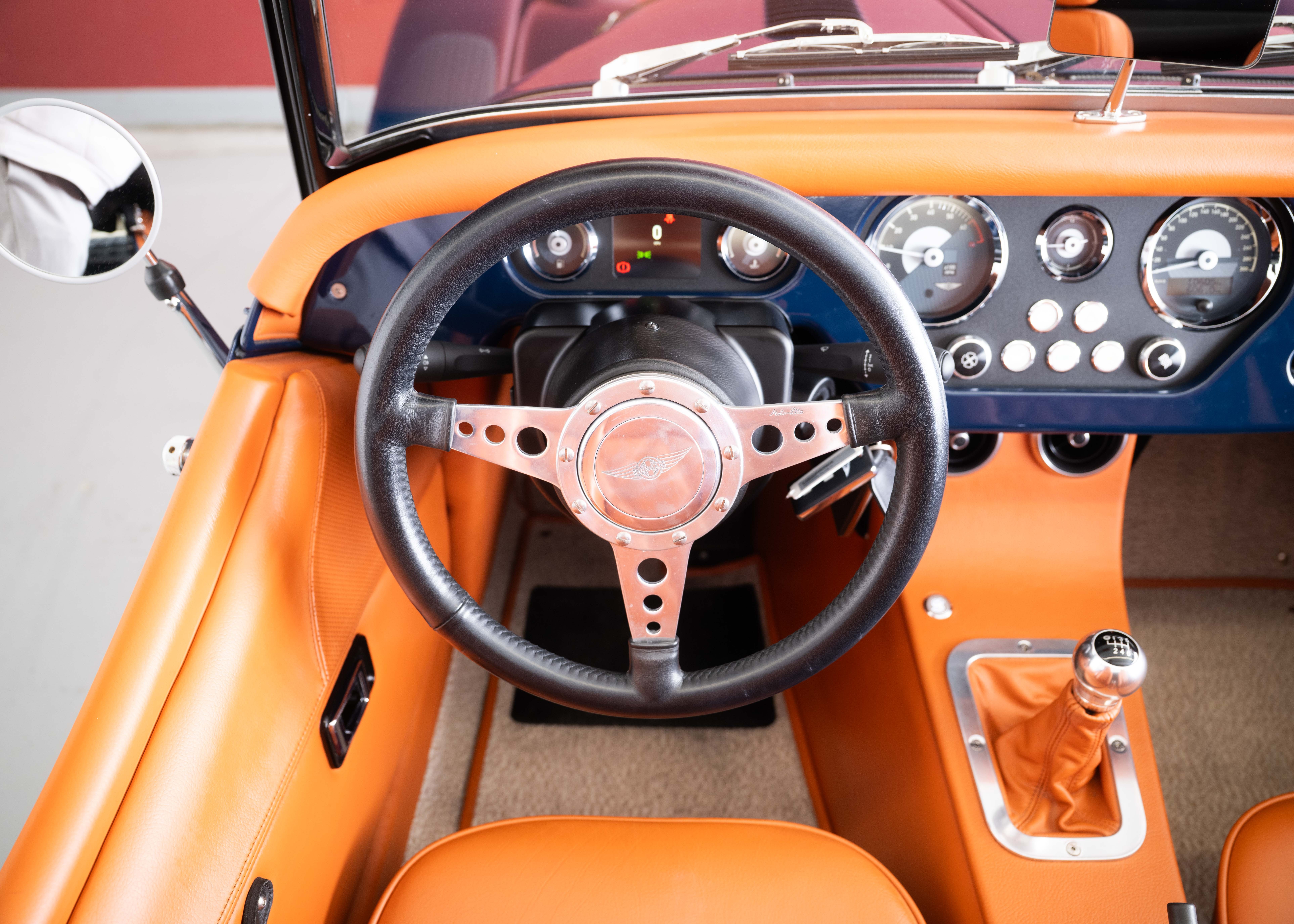 Image MORGAN 4-4 Plus Four 2.0 (1st hand Swiss car, 258 hp, full Morgan service history, stunning condition)