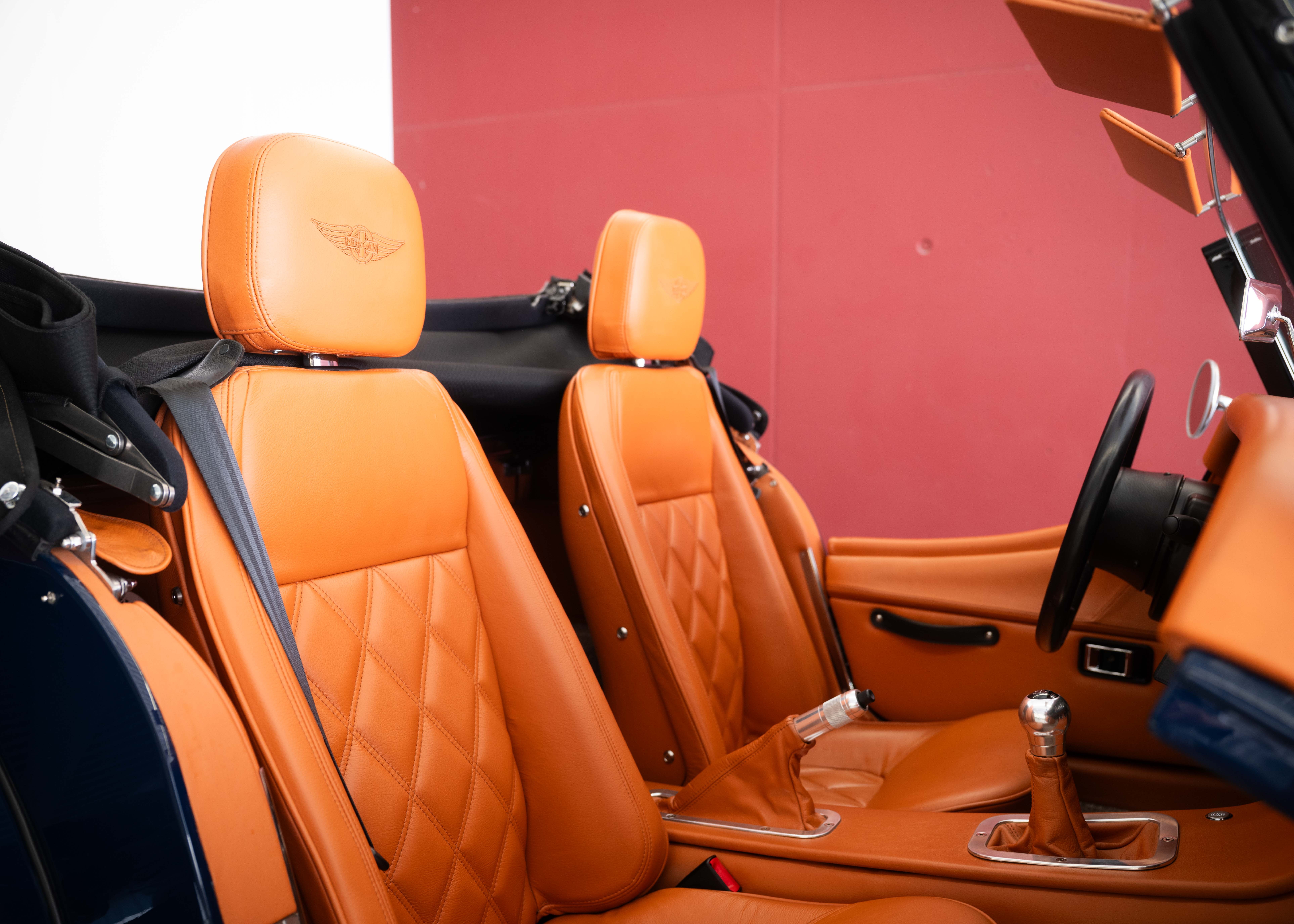 Image MORGAN 4-4 Plus Four 2.0 (1st hand Swiss car, 258 hp, full Morgan service history, stunning condition)