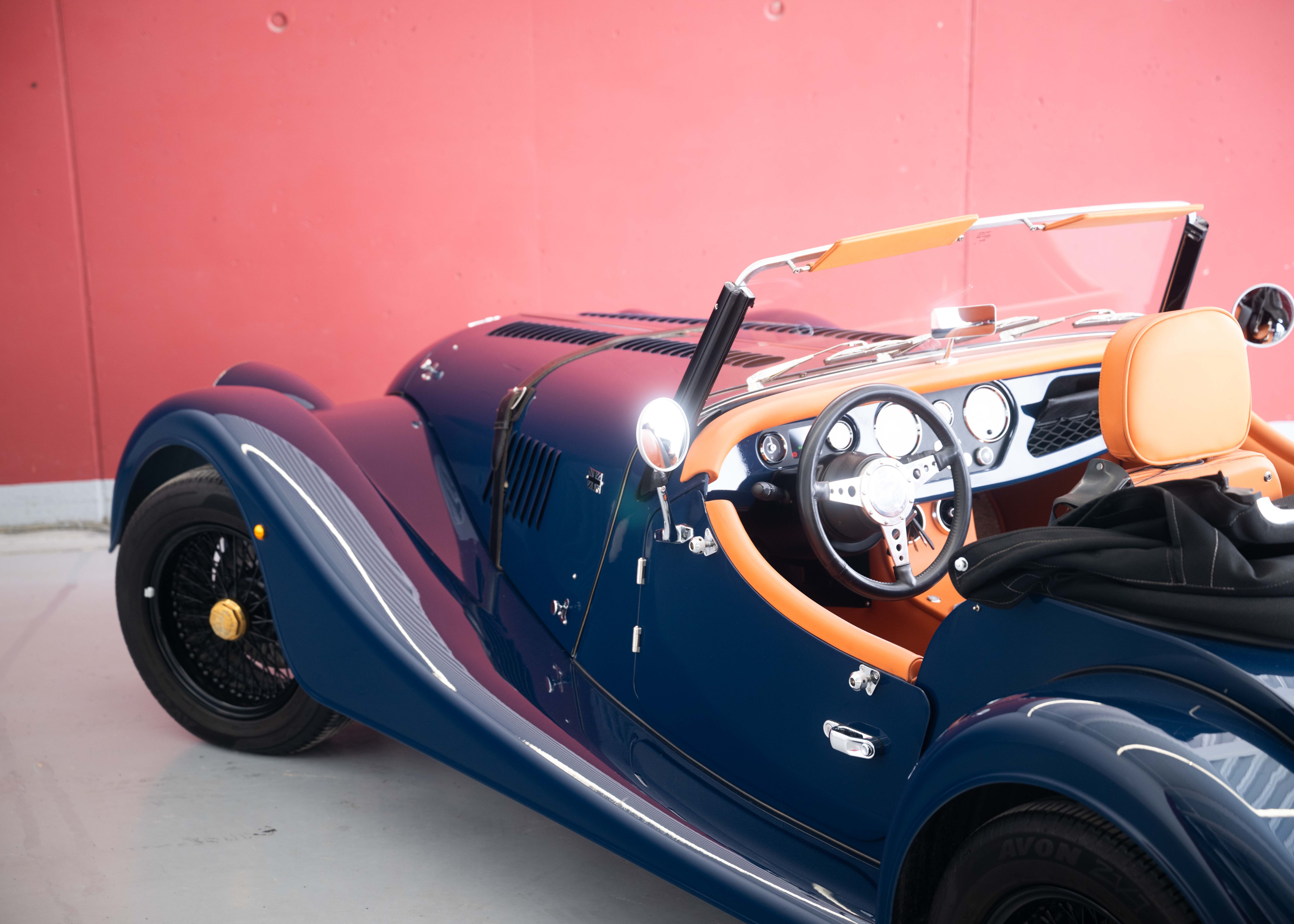 Image MORGAN 4-4 Plus Four 2.0 (1st hand Swiss car, 258 hp, full Morgan service history, stunning condition)