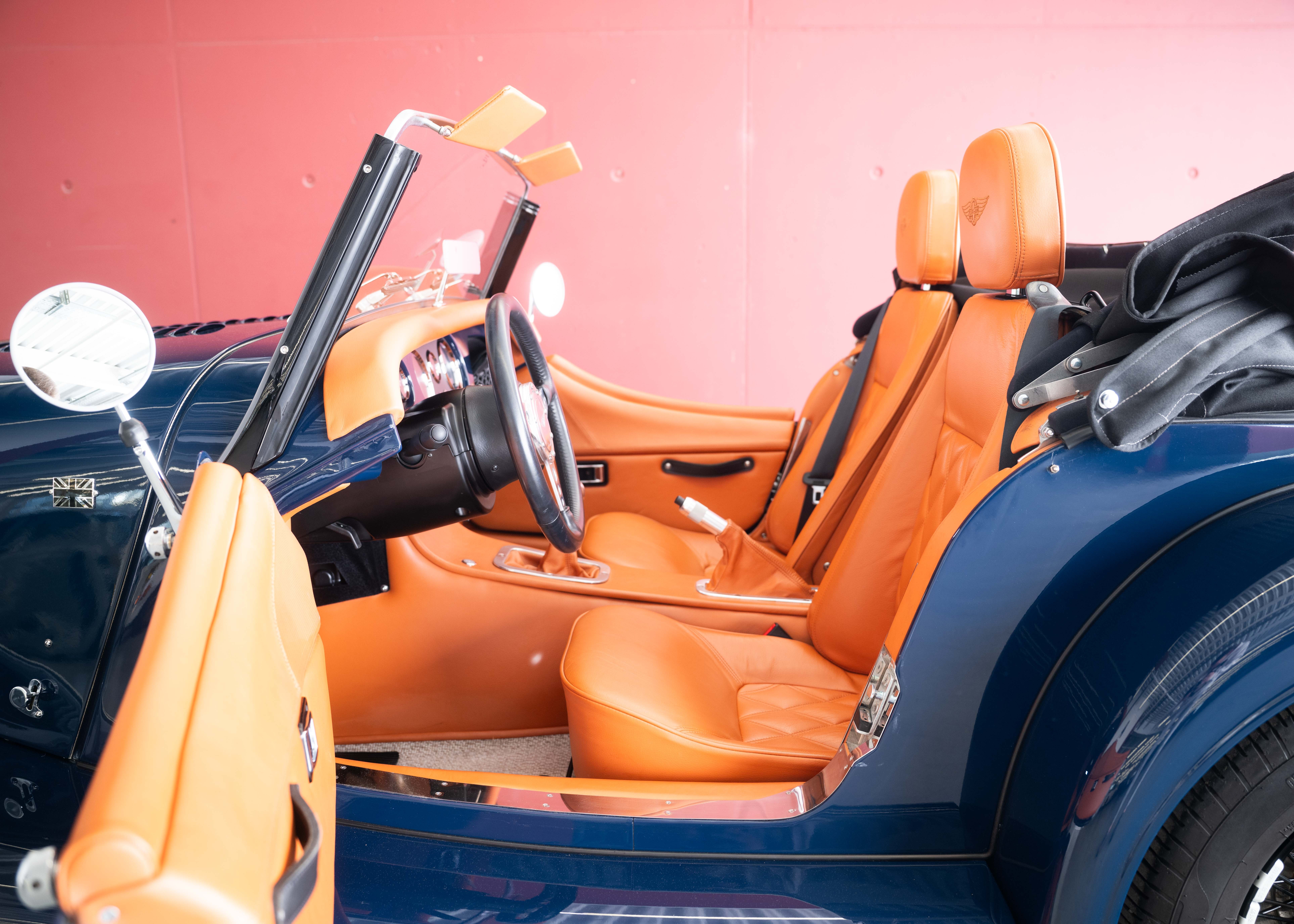 Image MORGAN 4-4 Plus Four 2.0 (1st hand Swiss car, 258 hp, full Morgan service history, stunning condition)