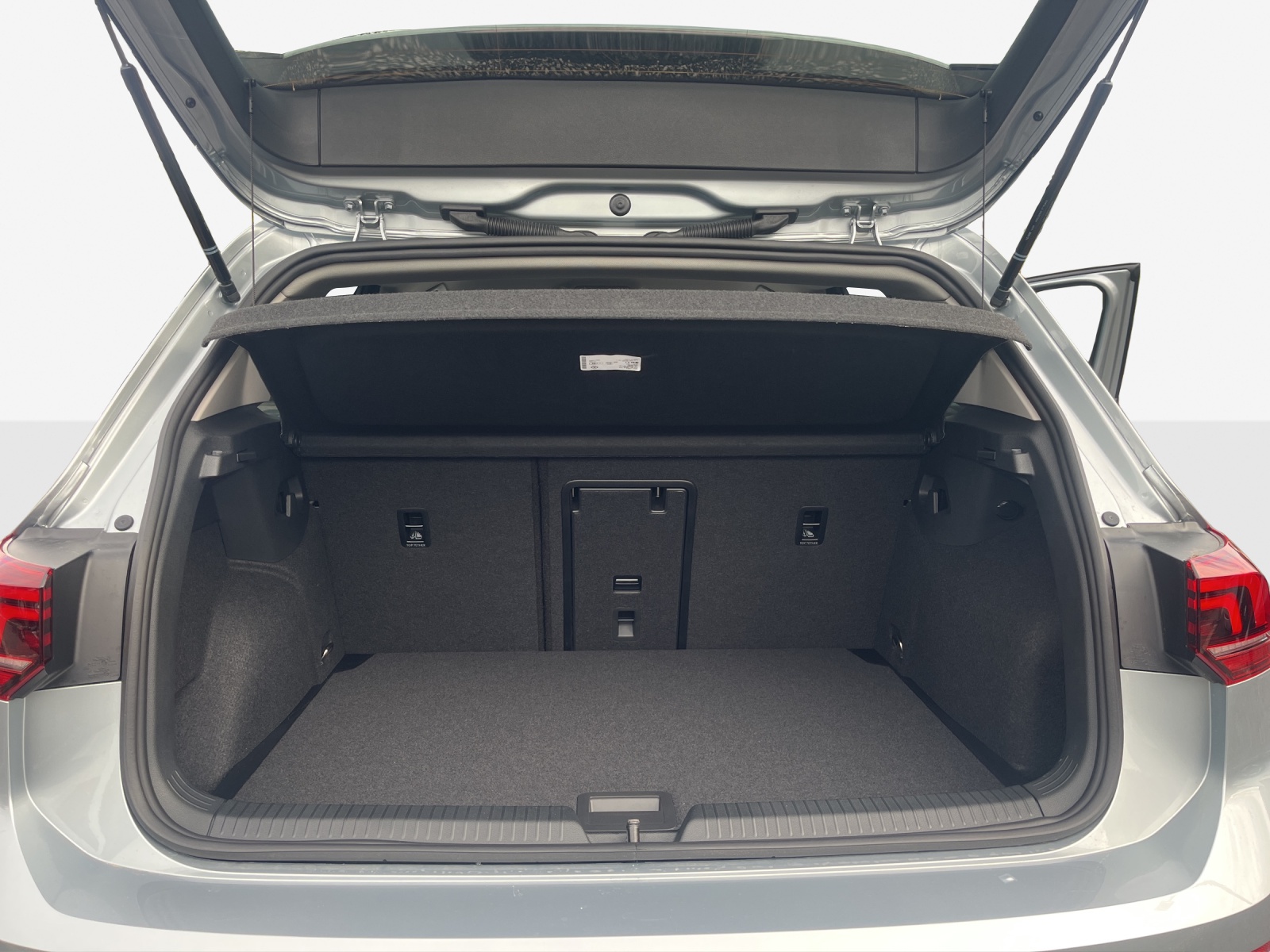 VW Golf 1.5 e TSI mHEV Life DSG-image-12