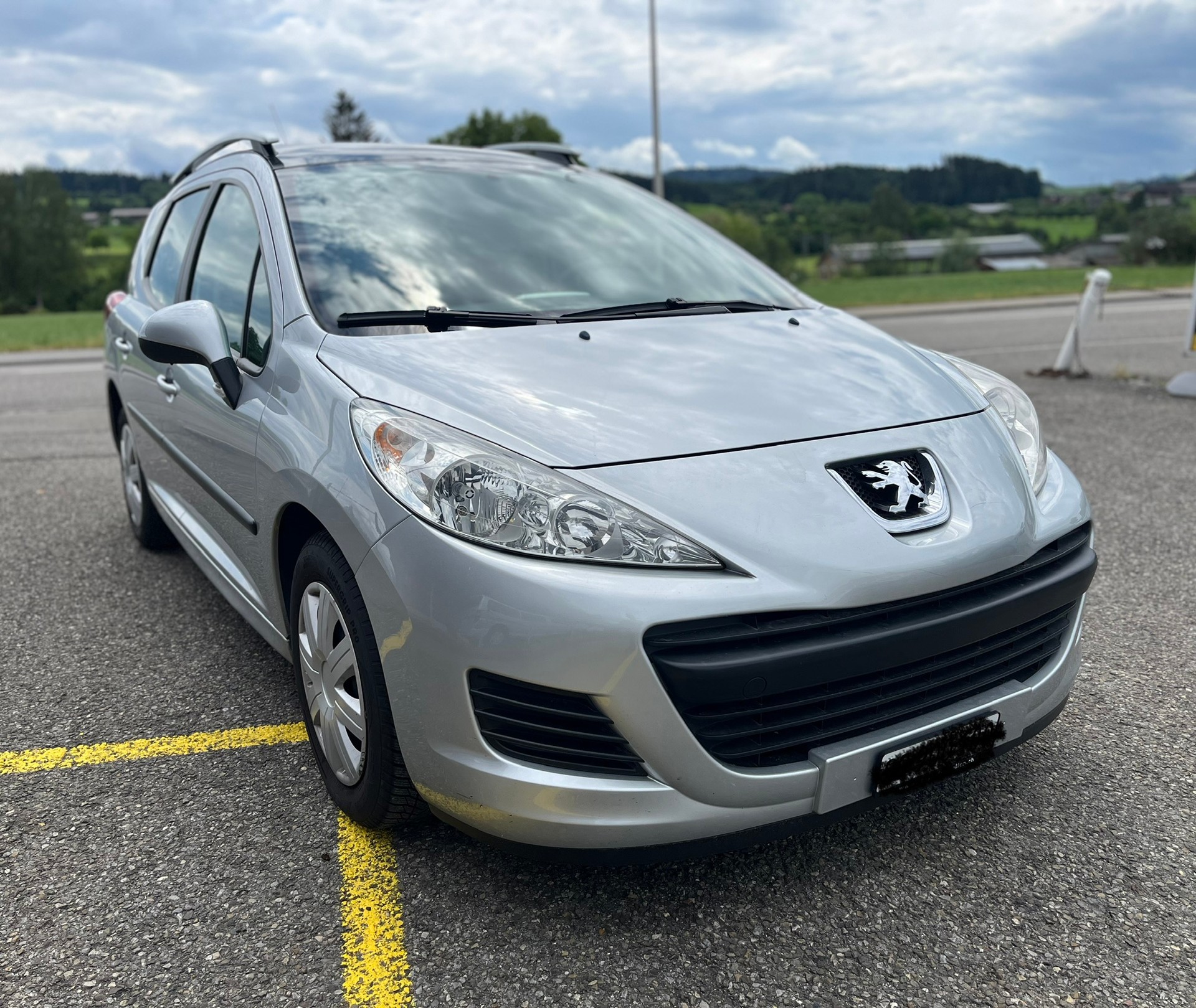 PEUGEOT Ab frisch MFK 2/6/2026 Peugeot 207 Kombi Benzin-image-2