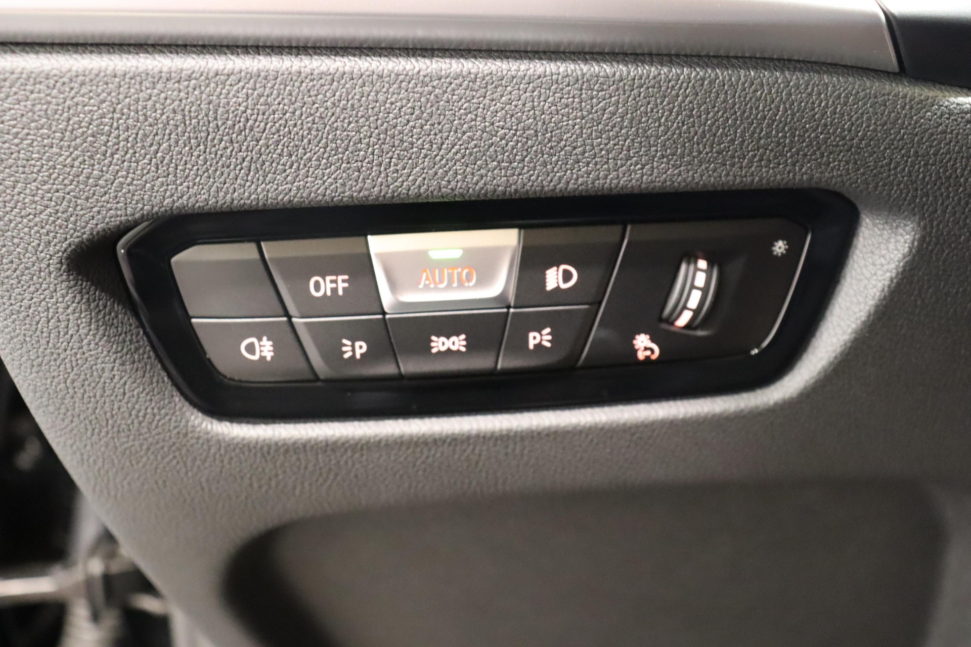 BMW 430i xDrive SAG Cabrio-image-21