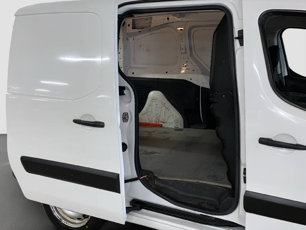 PEUGEOT Partner Kaw. L1 1.6 BlueHDI 100 PS Active-image-12