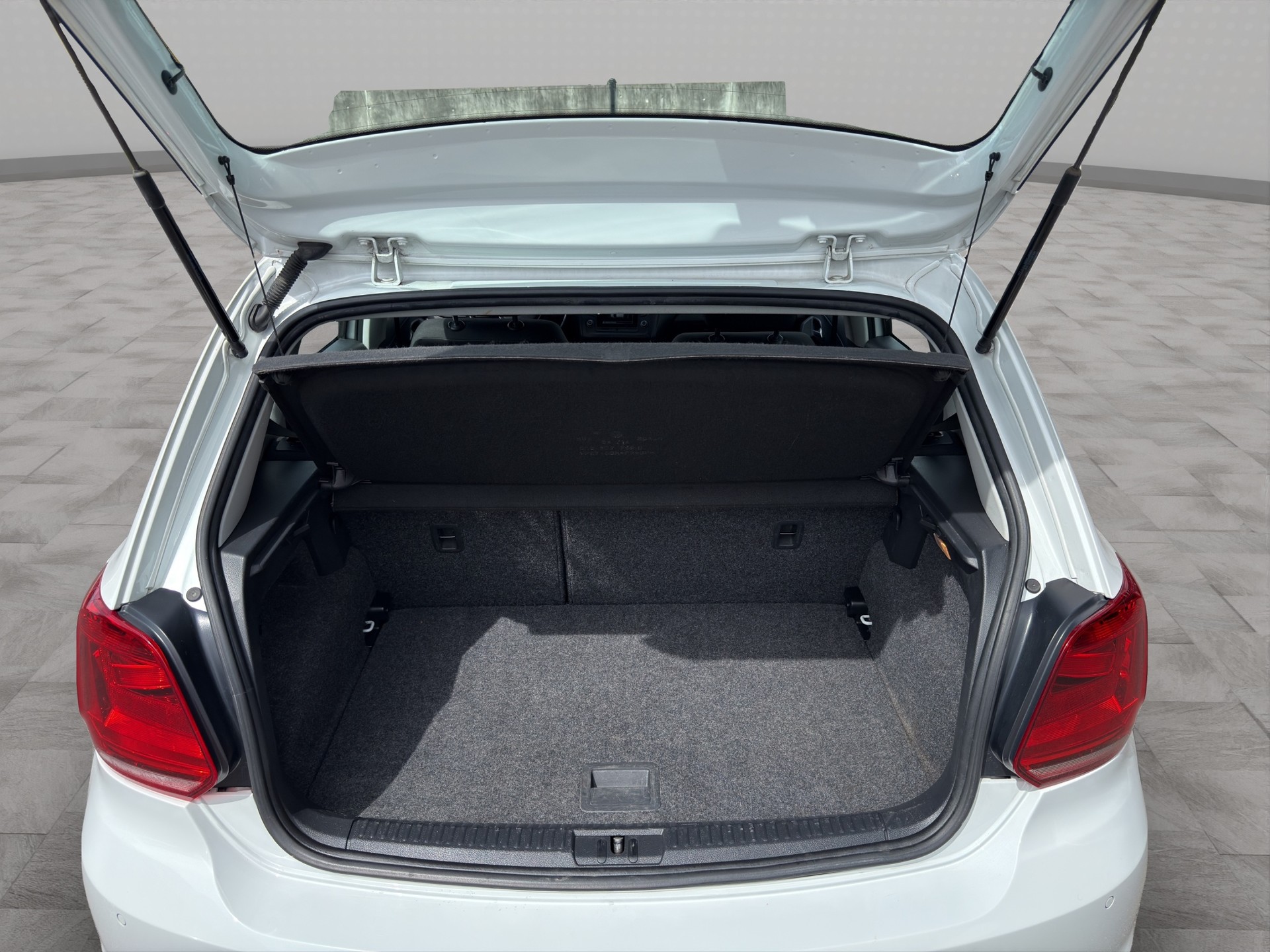 VW Polo 1.0 BMT Trendline-image-19