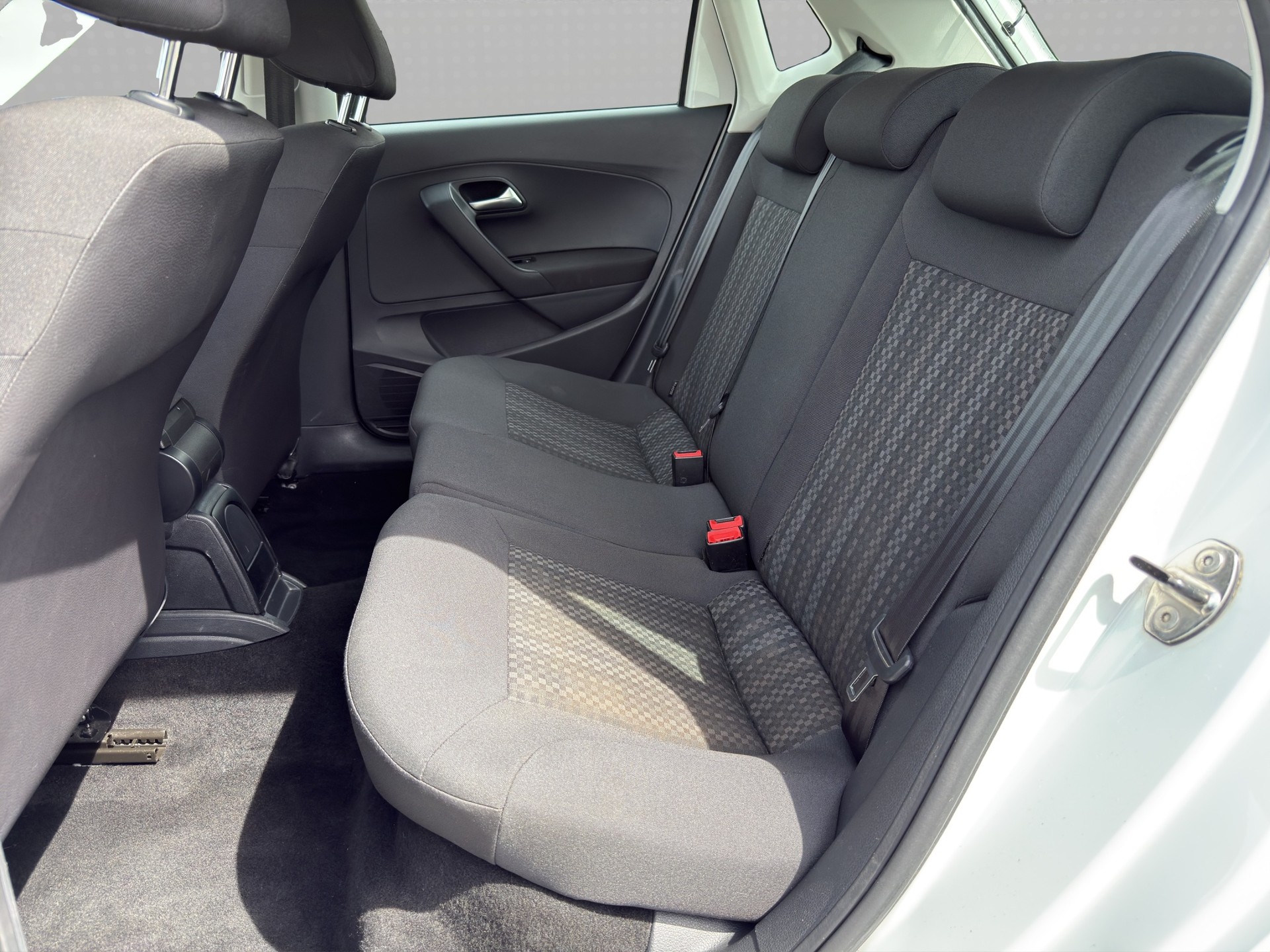 VW Polo 1.0 BMT Trendline-image-12