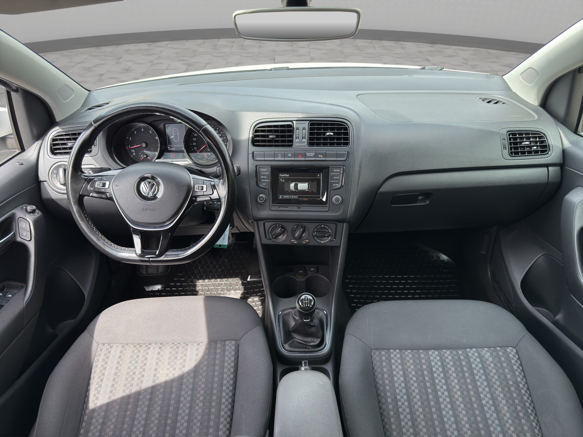 VW Polo 1.0 BMT Trendline-image-13