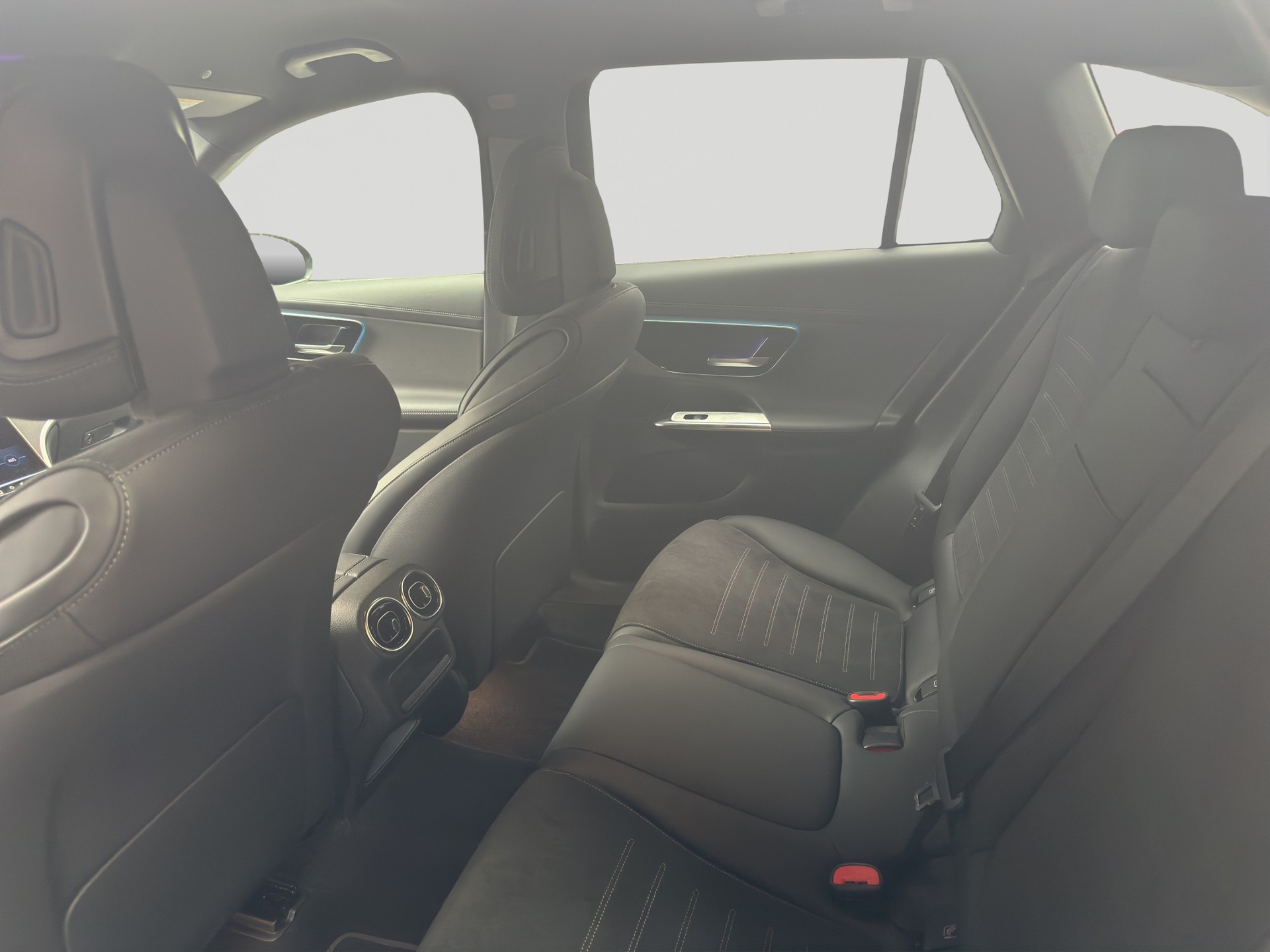 MERCEDES-BENZ GLC 300 d 4Matic 9G-Tronic AMG - Night-image-8