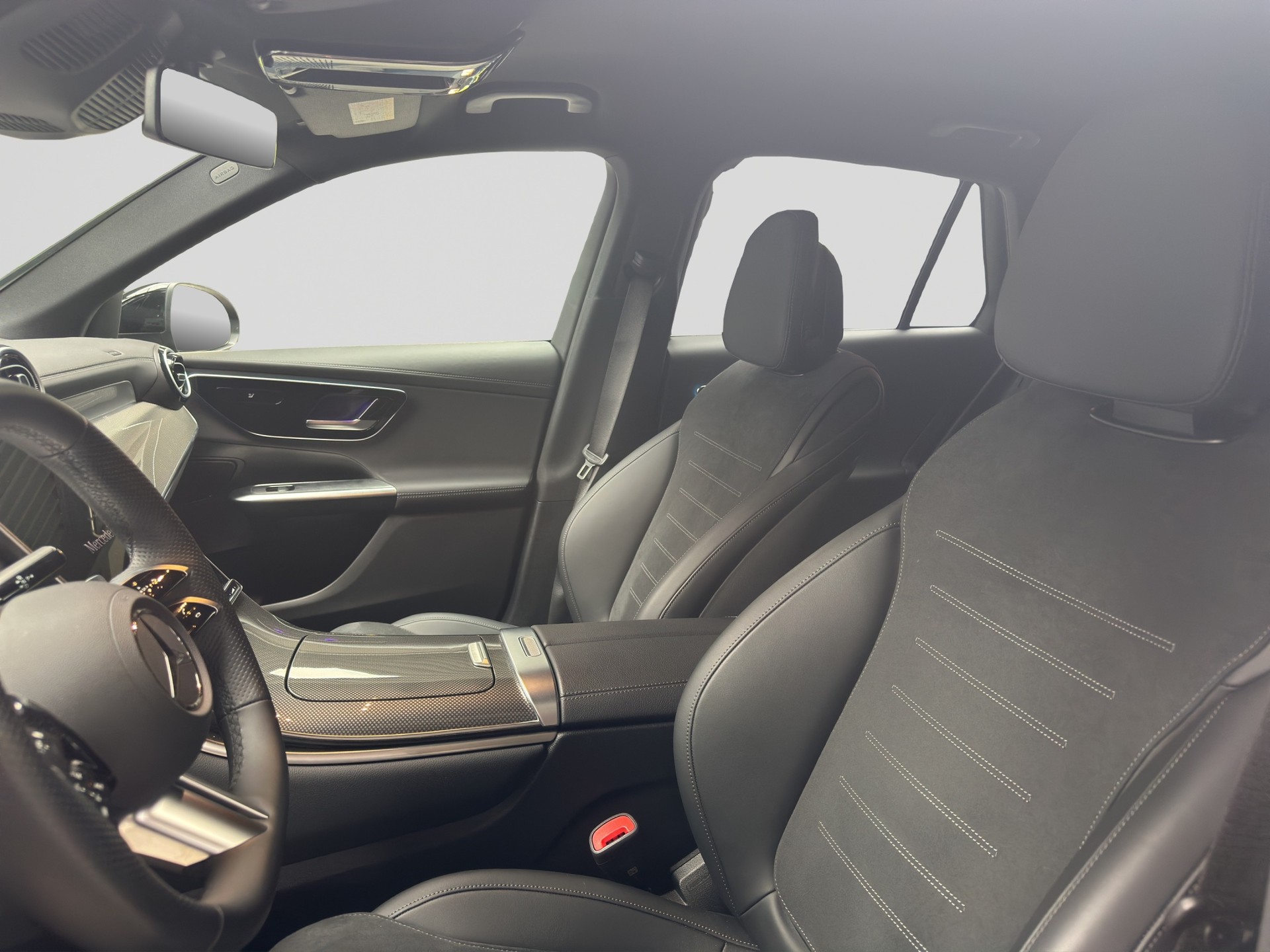 MERCEDES-BENZ GLC 300 d 4Matic 9G-Tronic AMG - Night-image-6