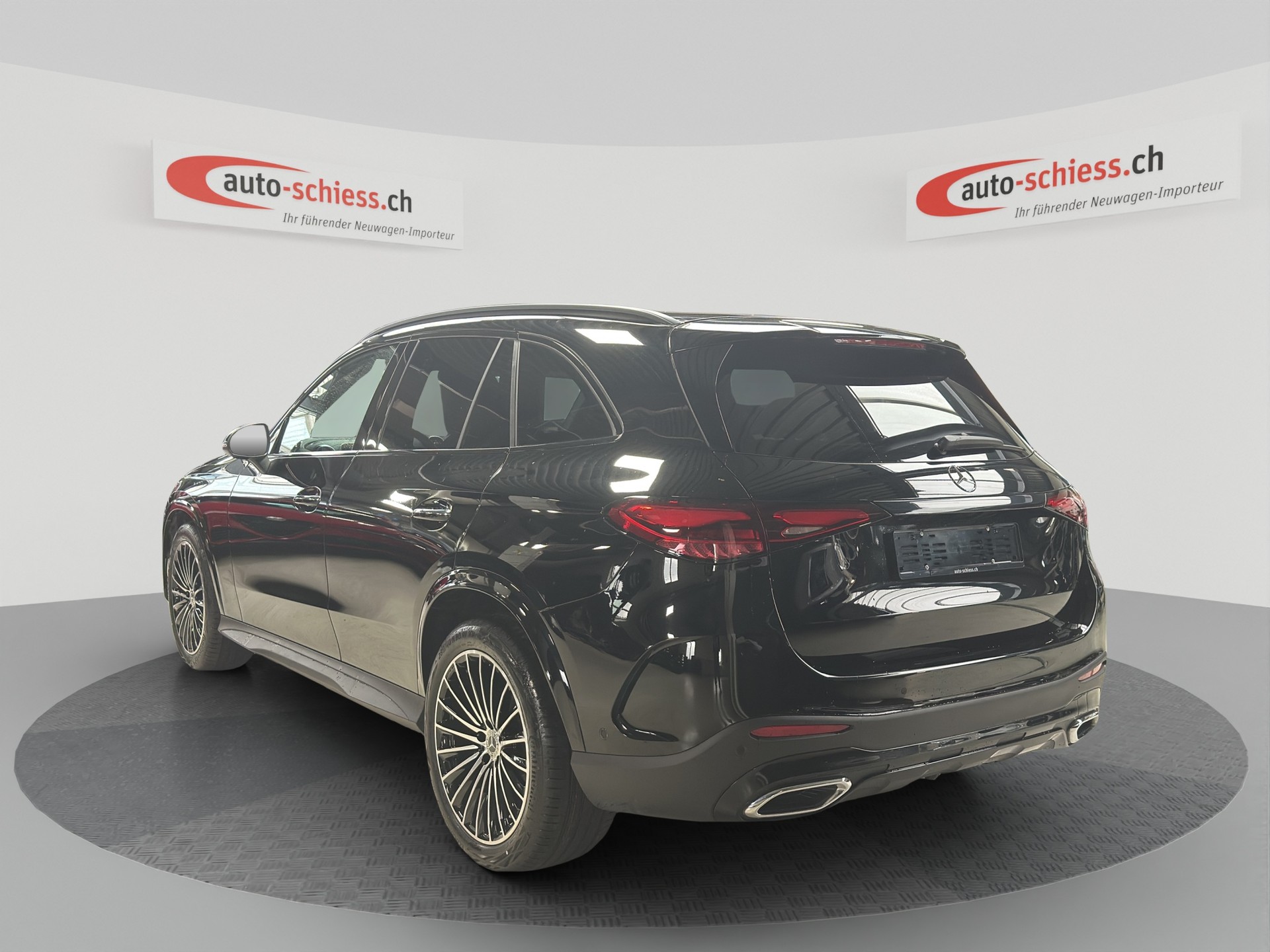 MERCEDES-BENZ GLC 300 d 4Matic 9G-Tronic AMG - Night-image-2