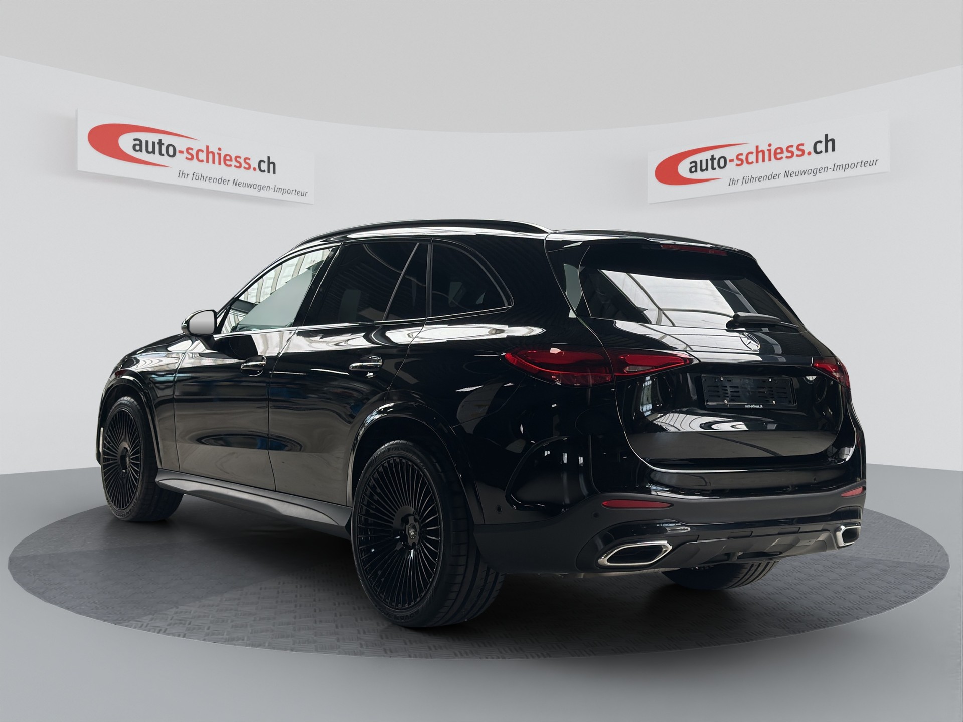MERCEDES-BENZ GLC 300 d 4Matic 9G-Tronic AMG - Night-image-2