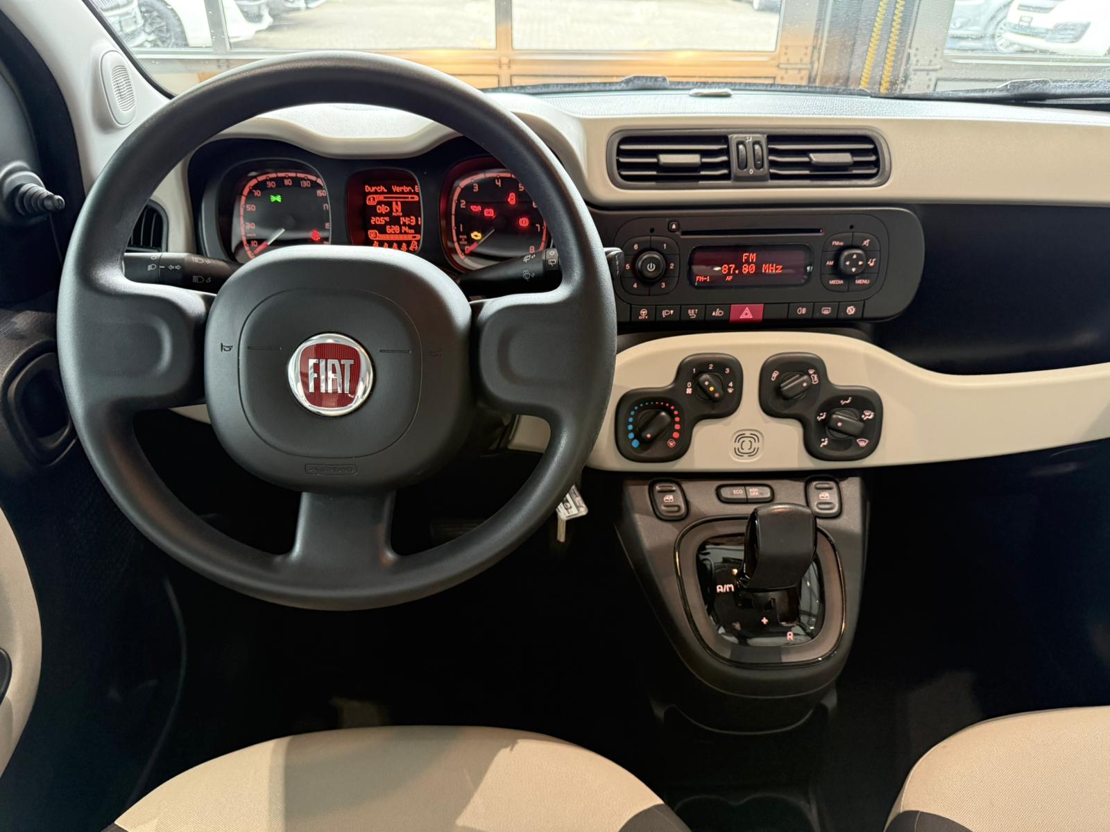 FIAT Panda 0.9 Twinair Turbo Easy MTA-image-9