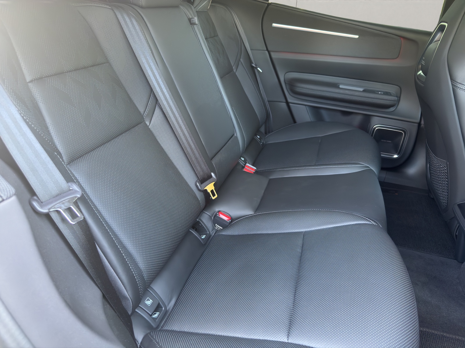 POLESTAR 4 Long Range Single Motor-image-12