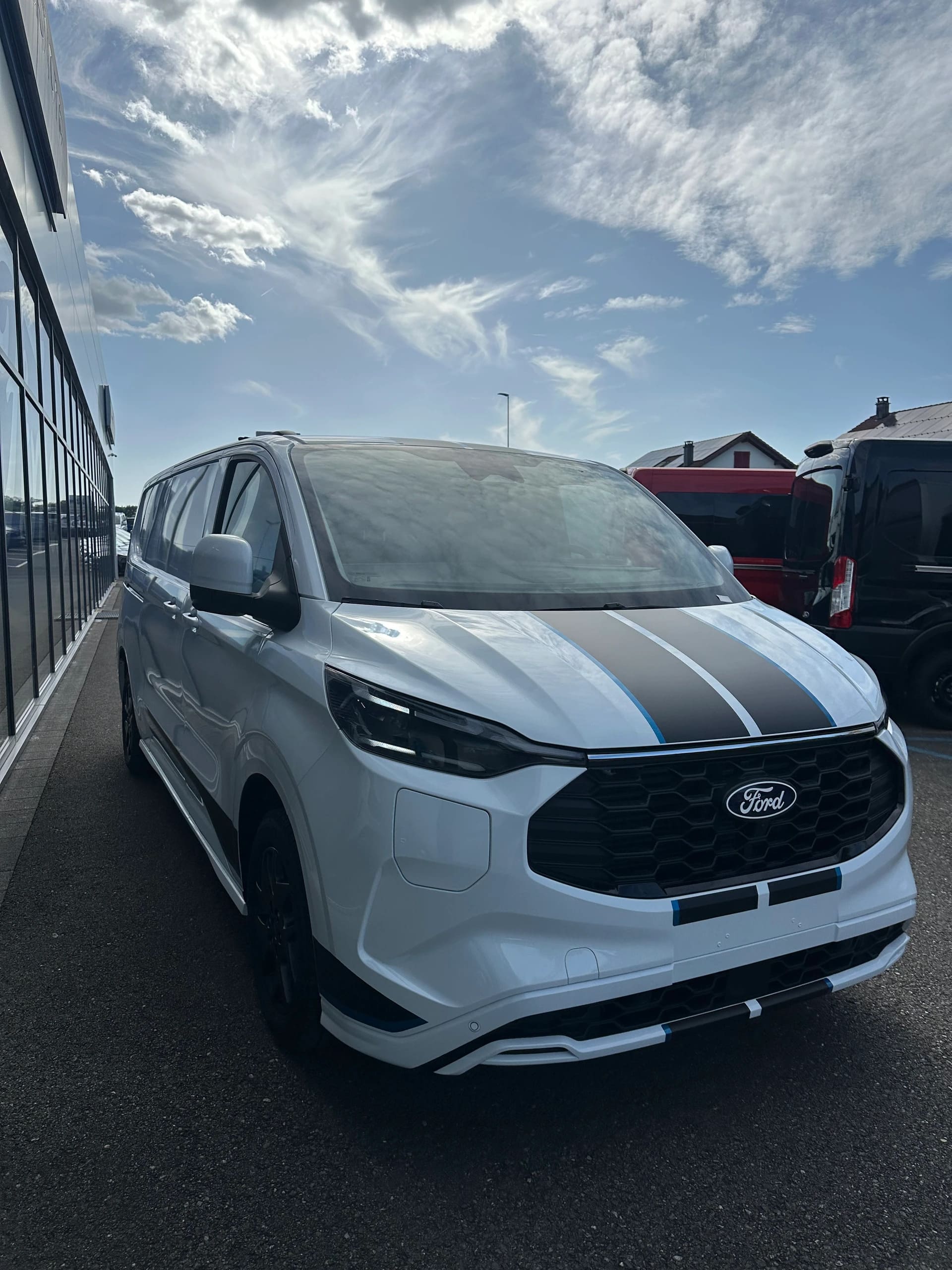 FORD Transit Custom Van 320 L2 2.5 Durat Sport/PHEV-image-7