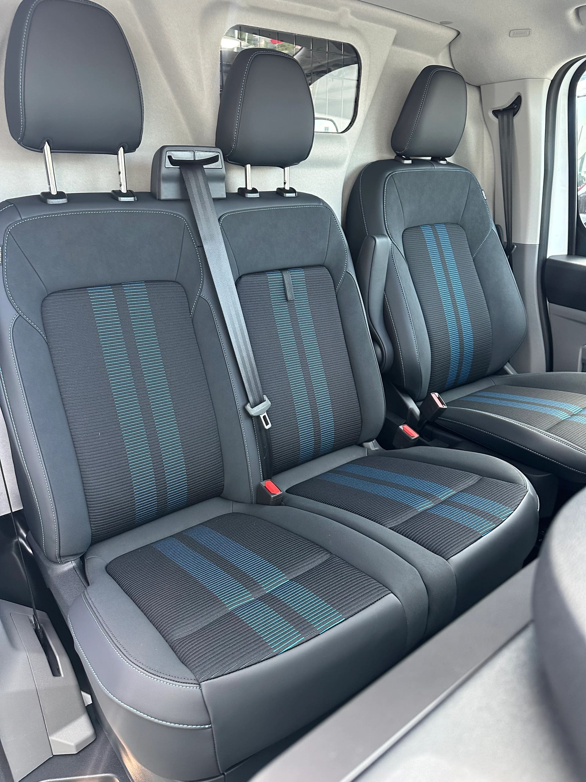 FORD Transit Custom Van 320 L2 2.5 Durat Sport/PHEV-image-13