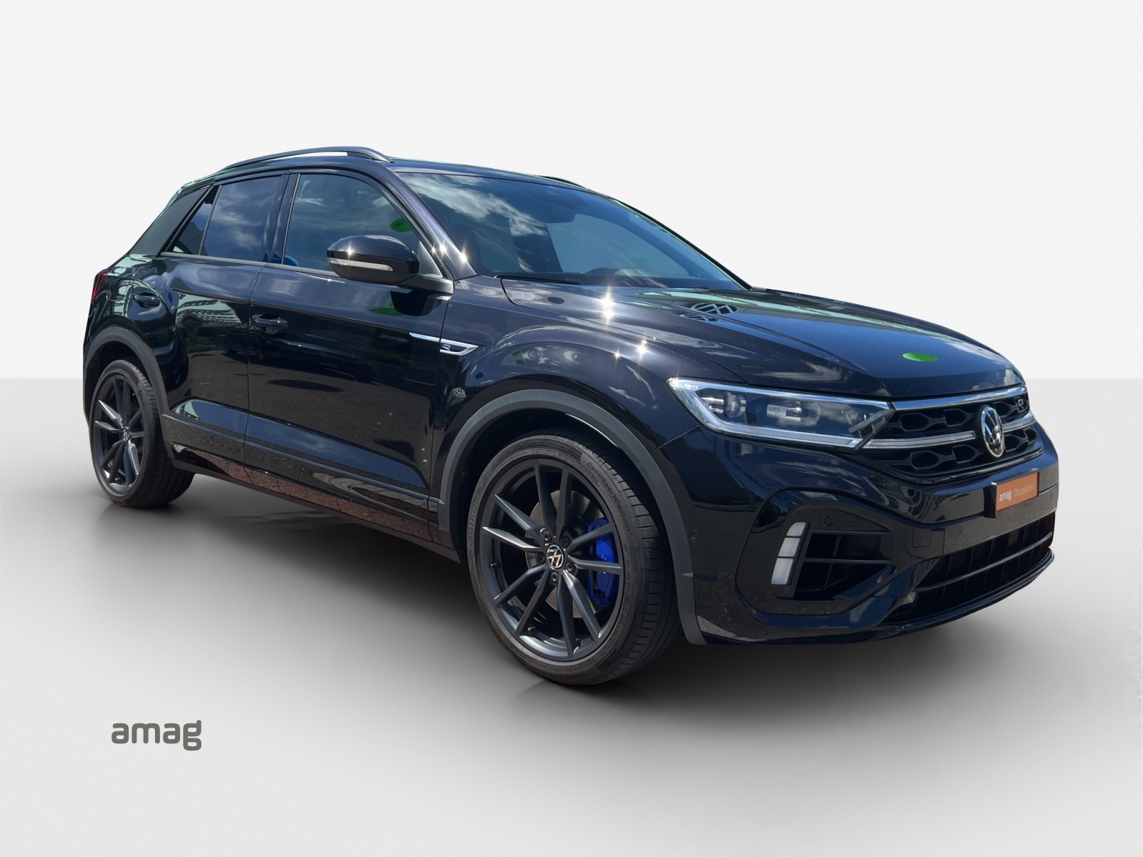 VW T-Roc 2.0 TSI R DSG 4Motion-image-5