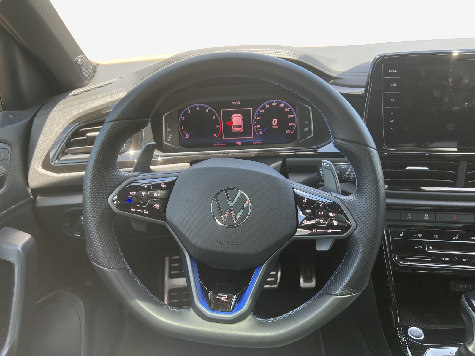 VW T-Roc 2.0 TSI R DSG 4Motion-image-9