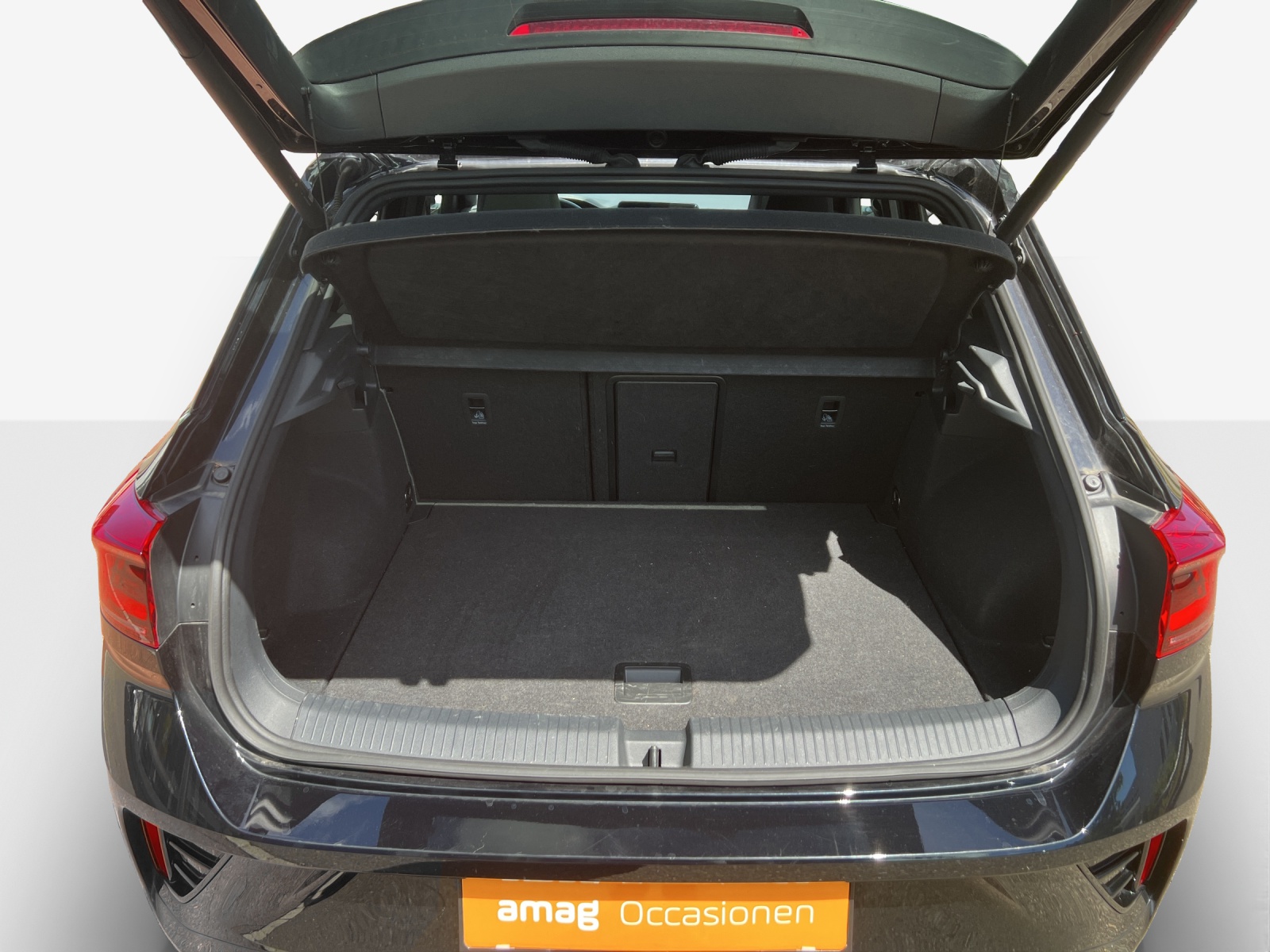 VW T-Roc 2.0 TSI R DSG 4Motion-image-12