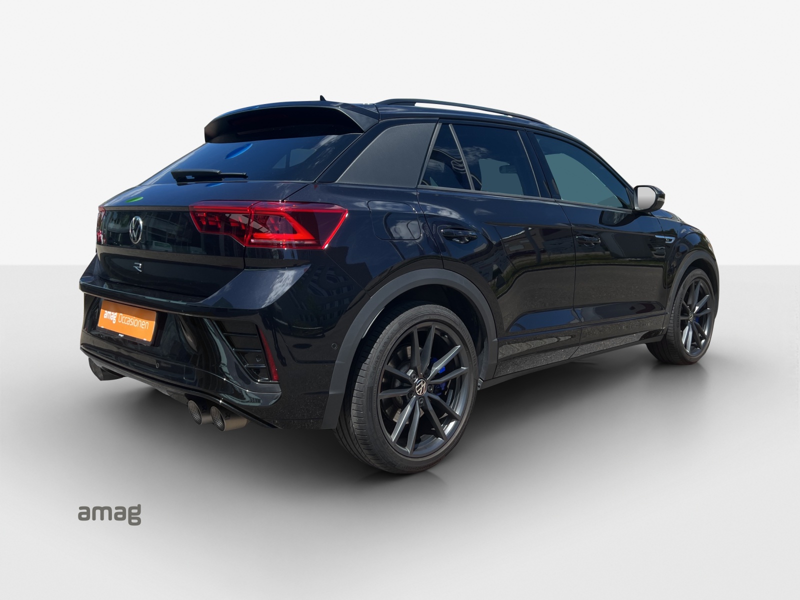VW T-Roc 2.0 TSI R DSG 4Motion-image-4