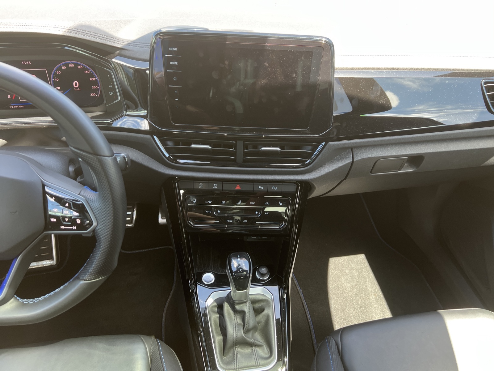 VW T-Roc 2.0 TSI R DSG 4Motion-image-10