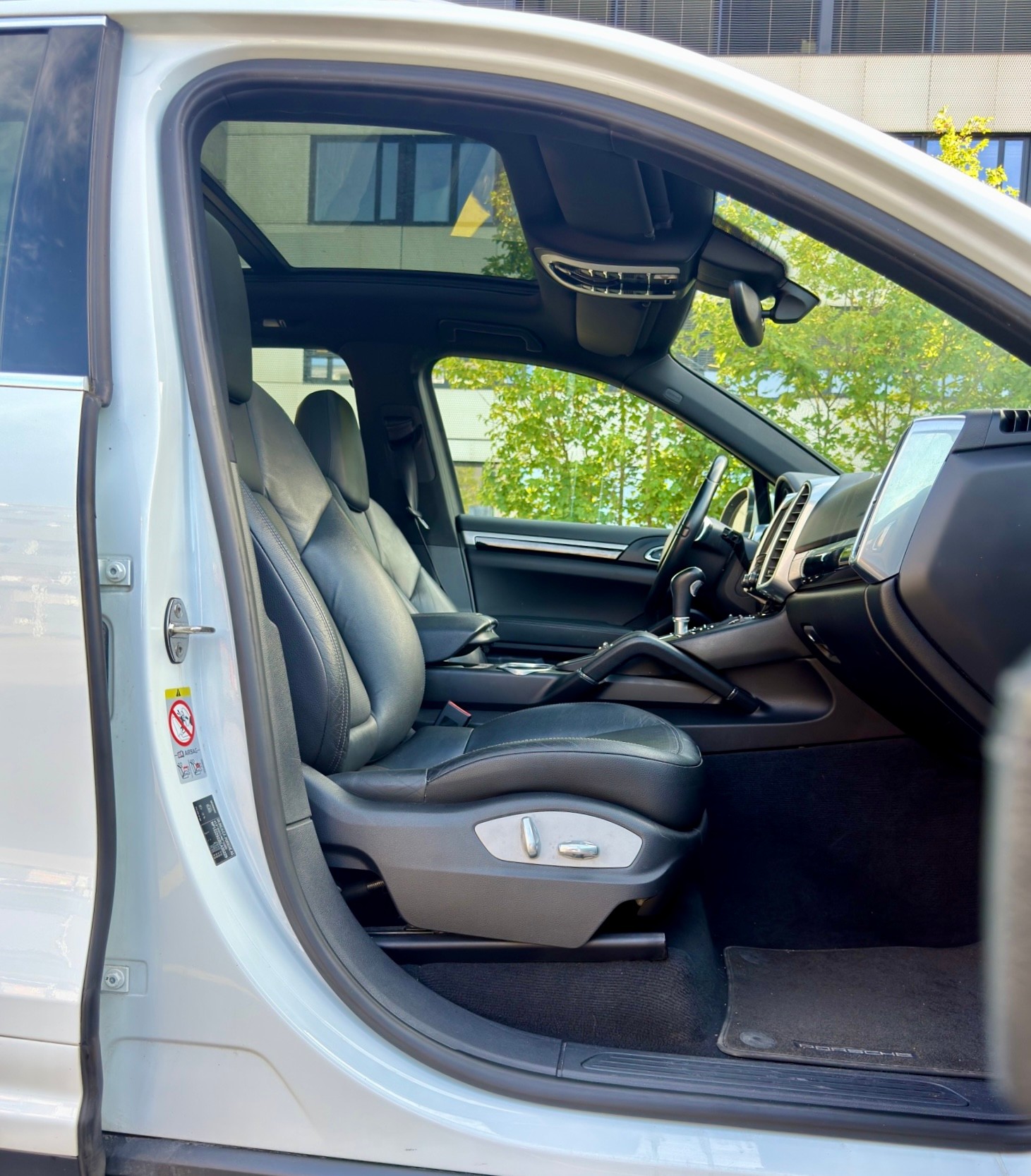 PORSCHE Cayenne Diesel, Panoramadach + AHK 3.5 T-image-10