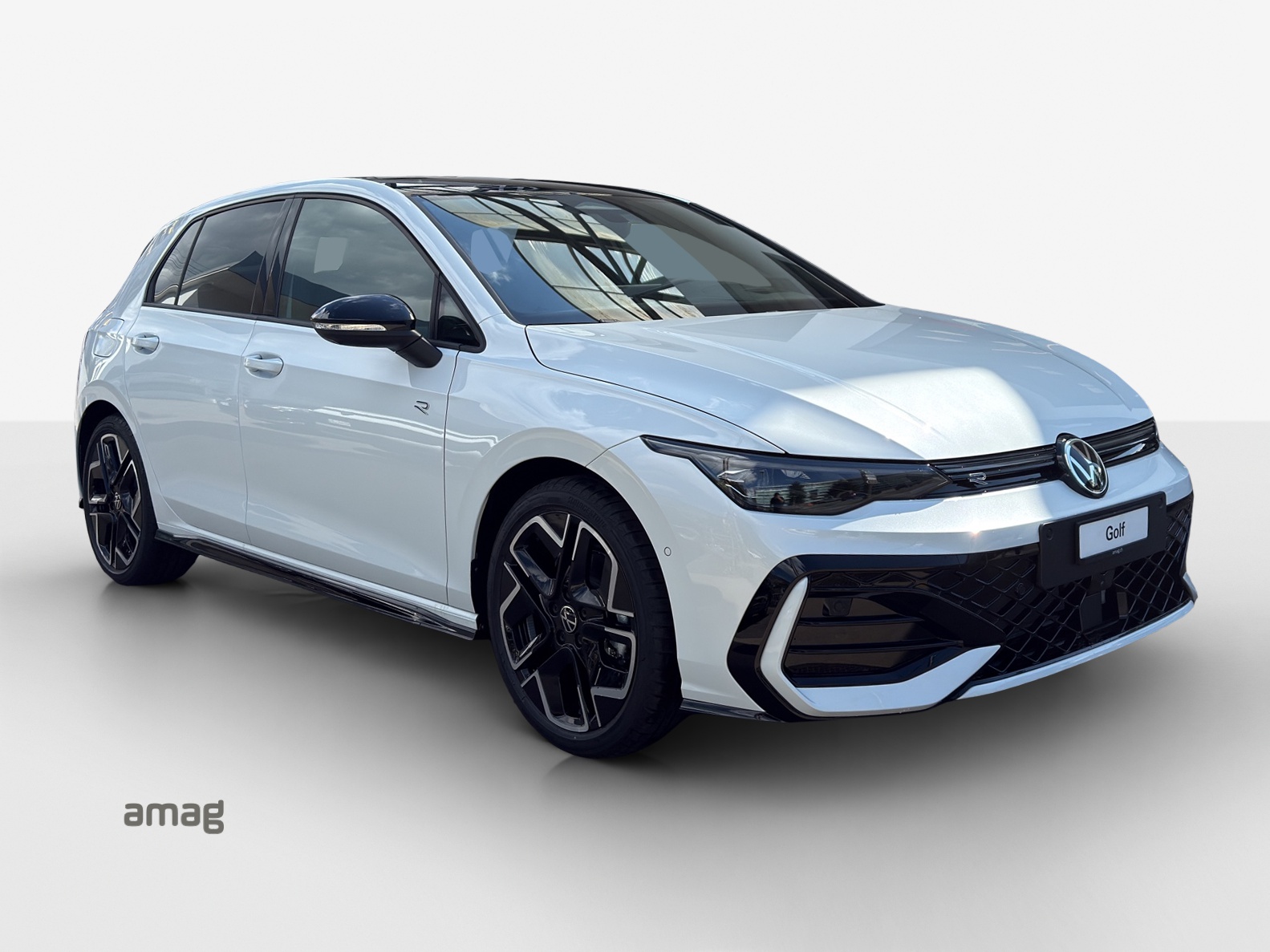 VW Golf 1.5 e TSI mHEV R-Line DSG-image-5