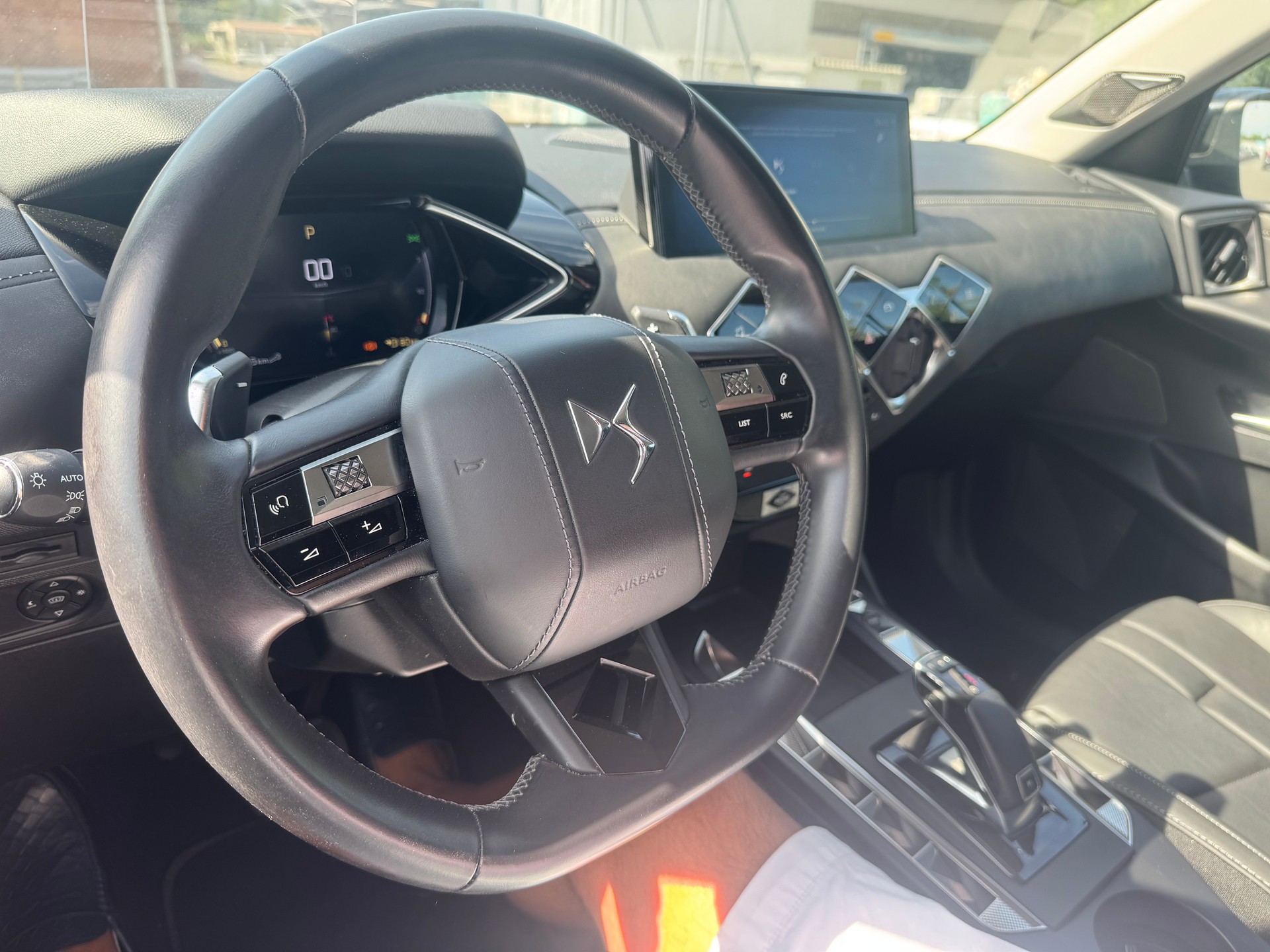 DS AUTOMOBILES DS 3 Crossback 1.2 PureTech Performance Line EAT8-image-27