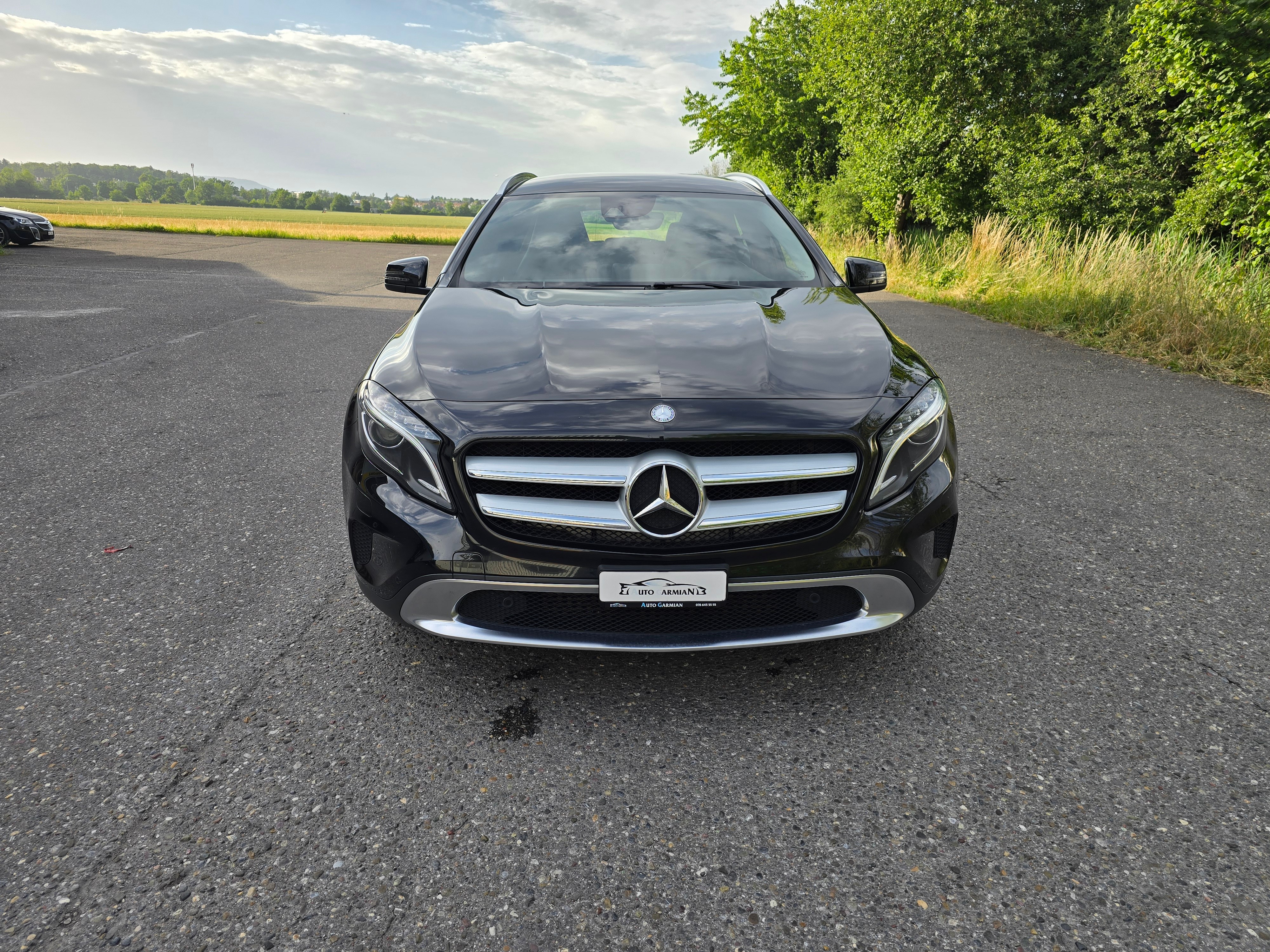 Car photo