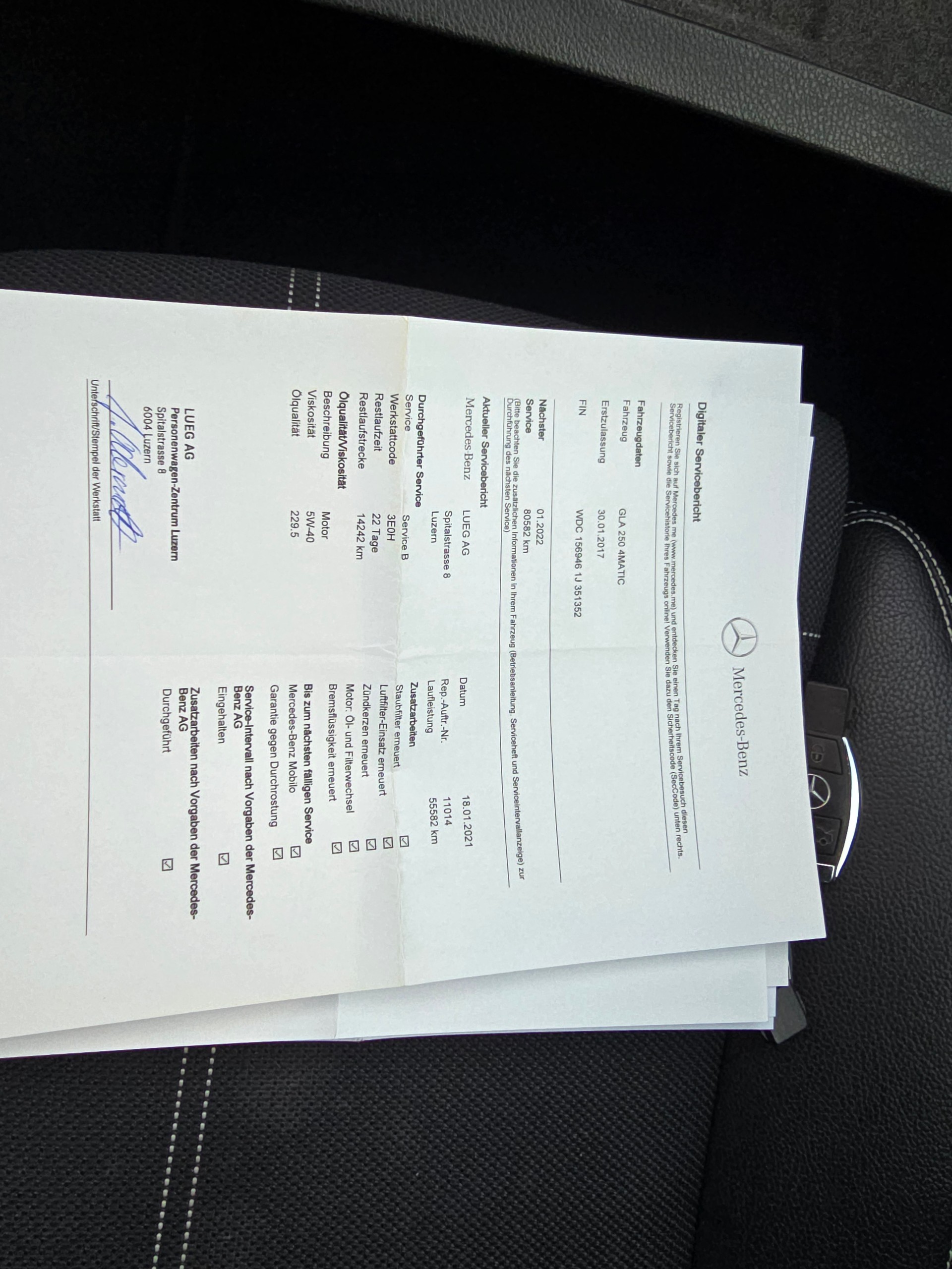 MERCEDES-BENZ GLA 250 Style 4Matic 7G-DCT-image-31