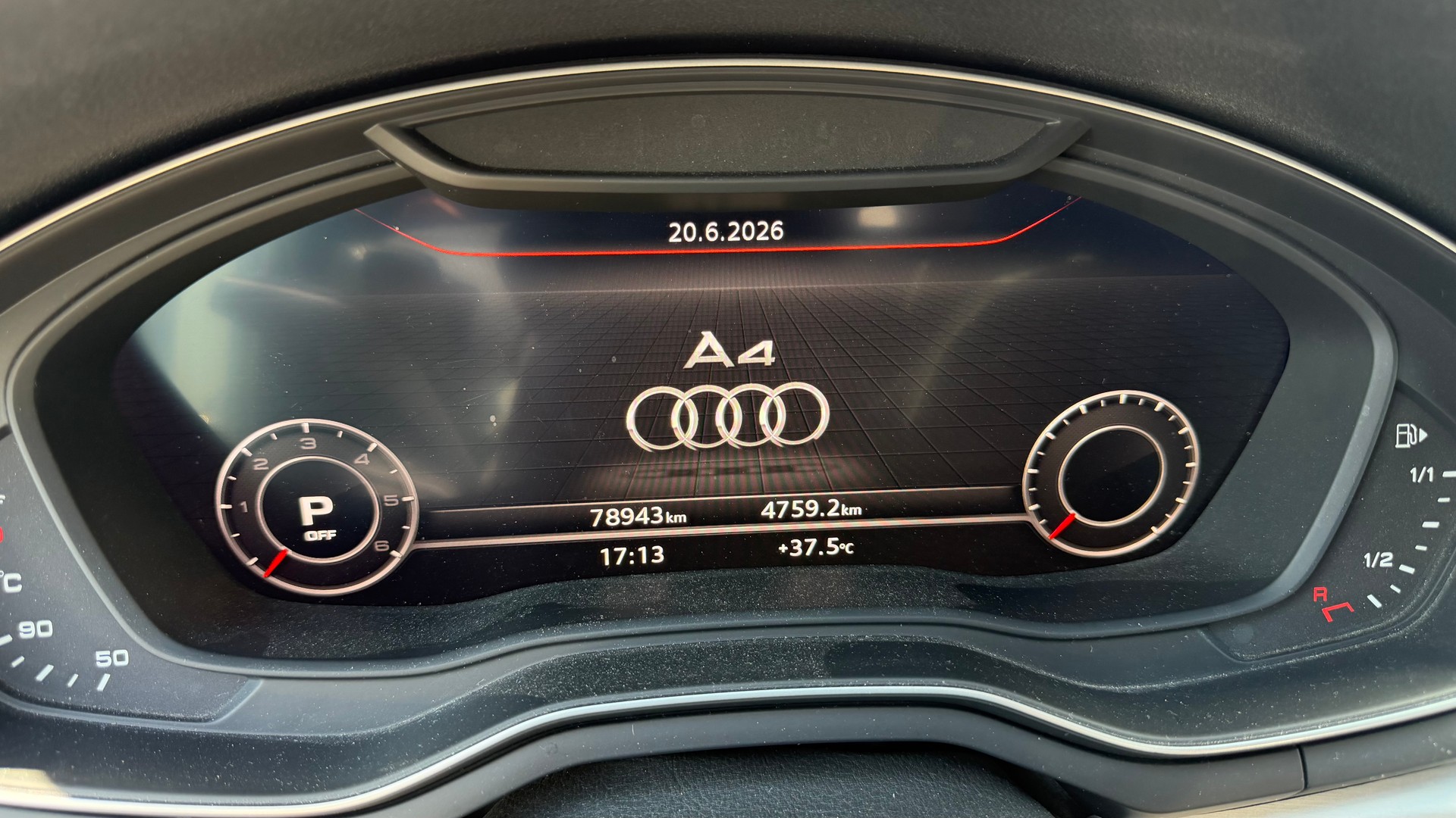 AUDI A4 Avant 2.0 TDI Sport S-tronic-image-9