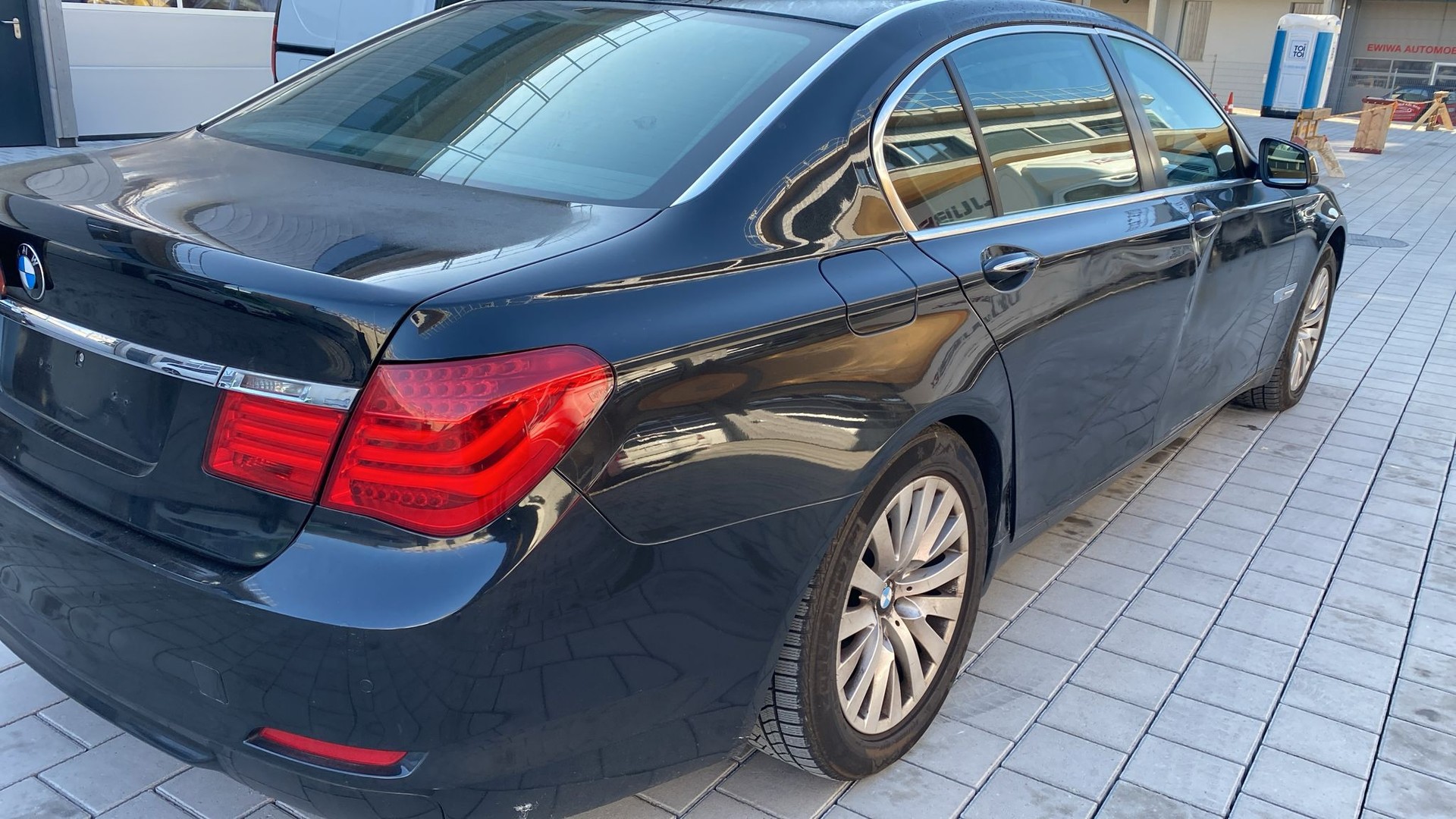 BMW 730d L-image-4