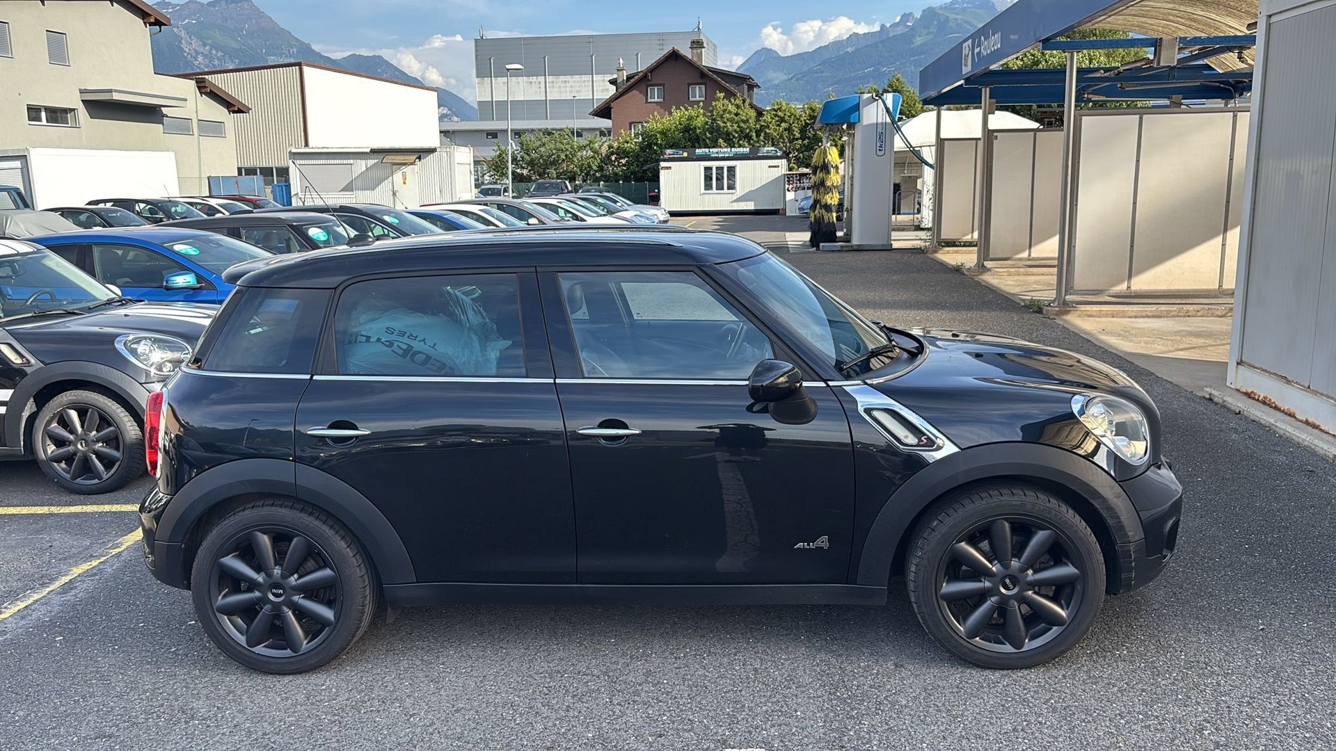 MINI Countryman Cooper S ALL4-image-3