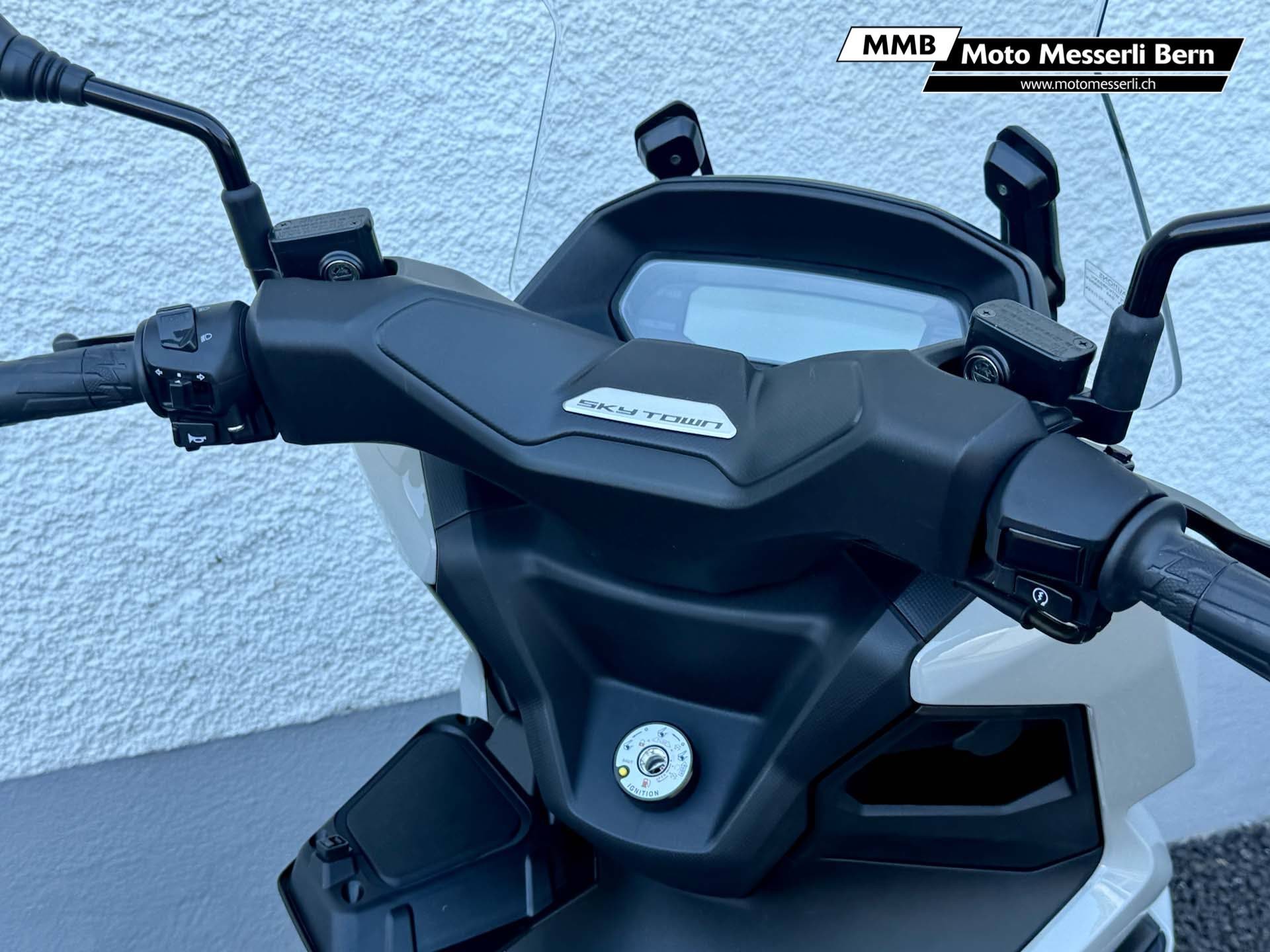 KYMCO SKY TOWN-image-7