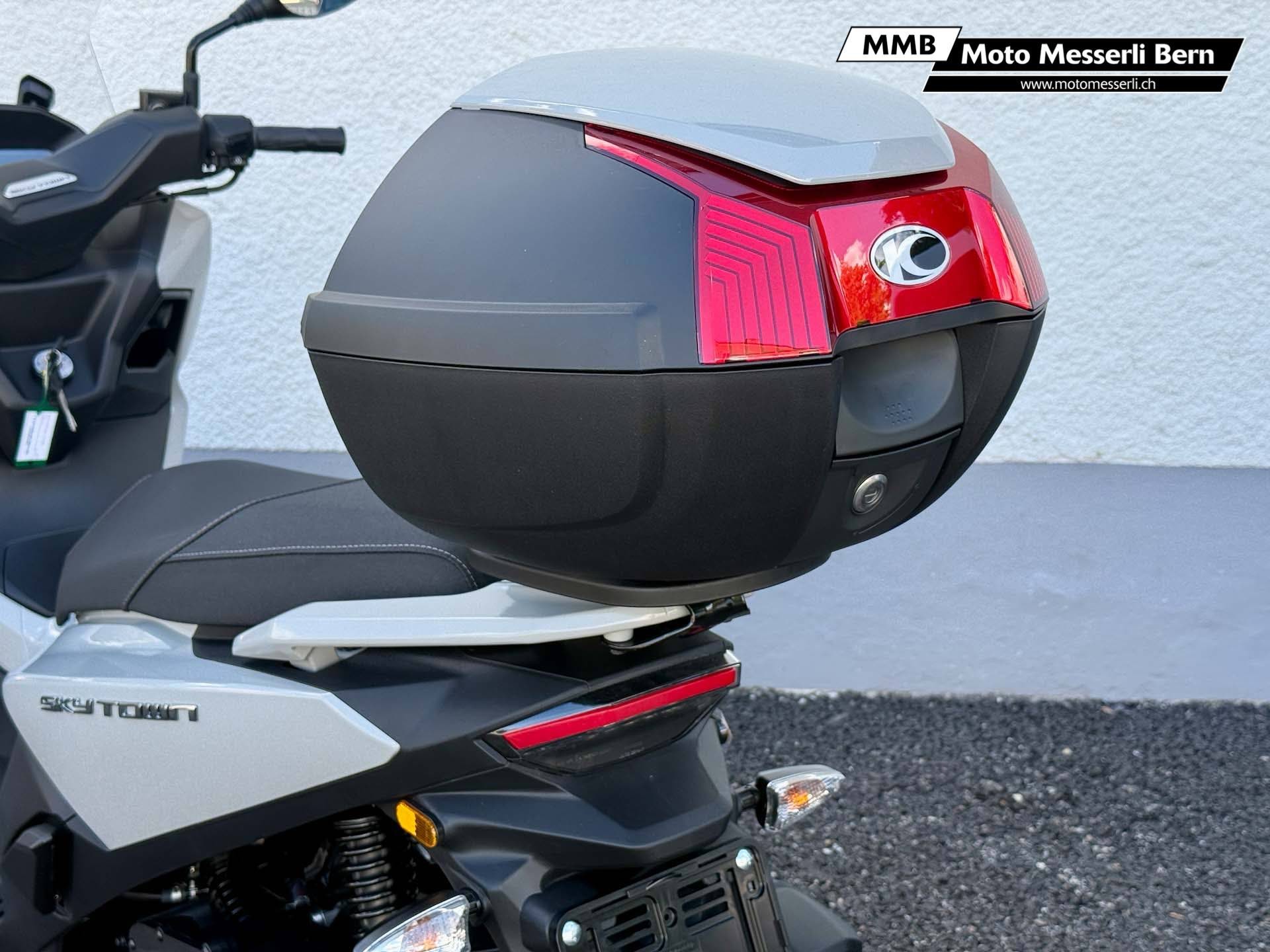 KYMCO SKY TOWN-image-10