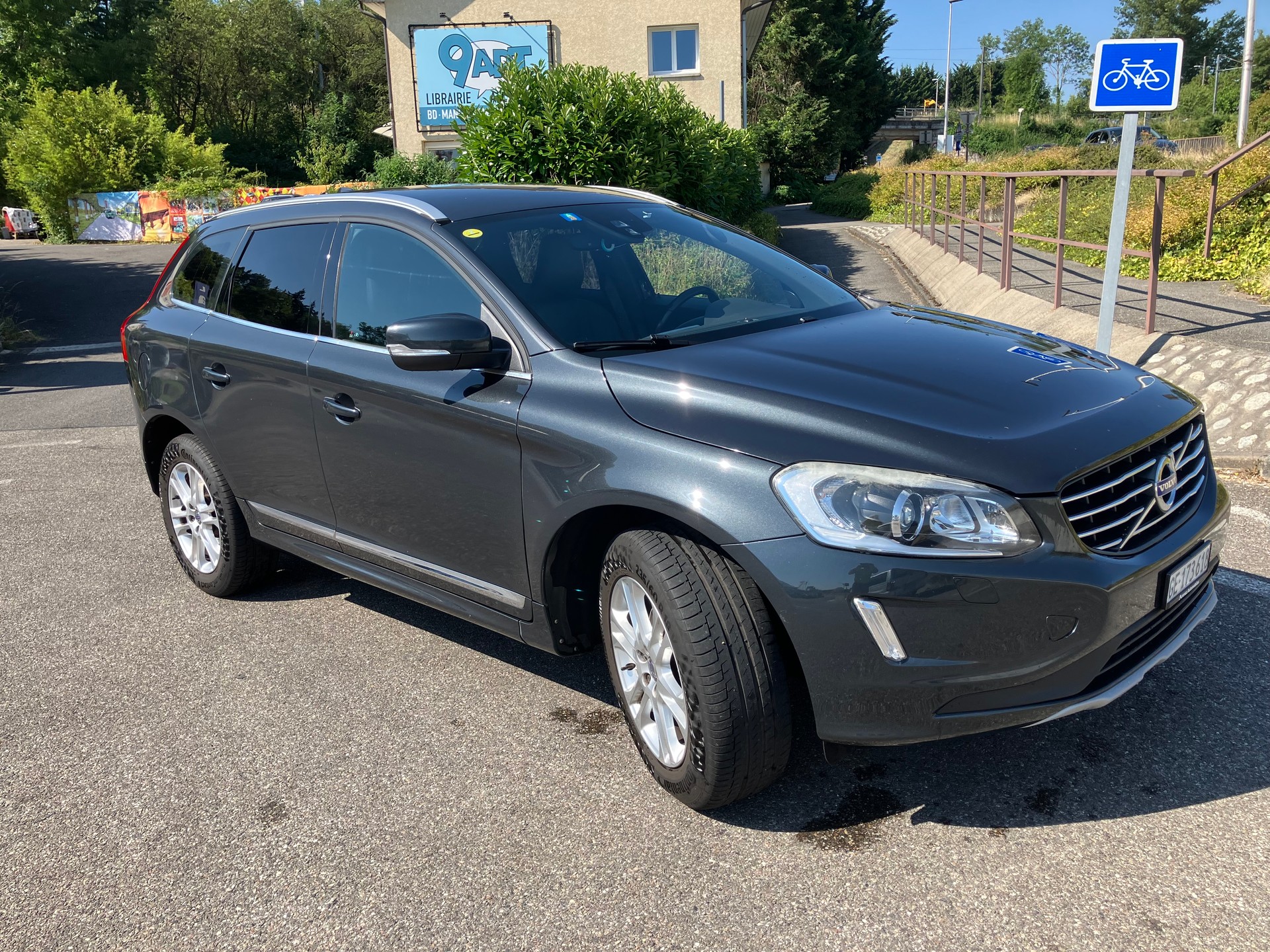 VOLVO 2.4 D4 Summum AWD S/S-image-0