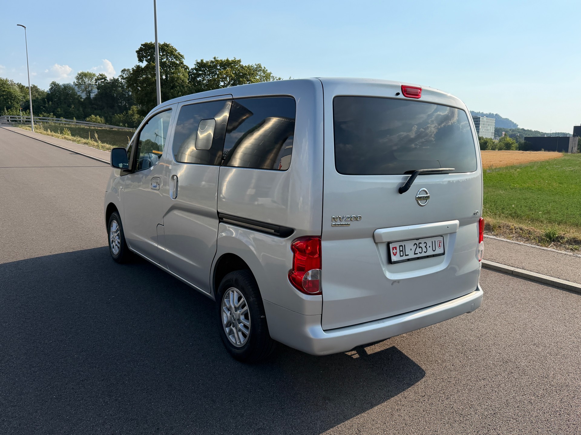 NISSAN NV200 1.5 dCi 110 Evalia Tekna-image-8
