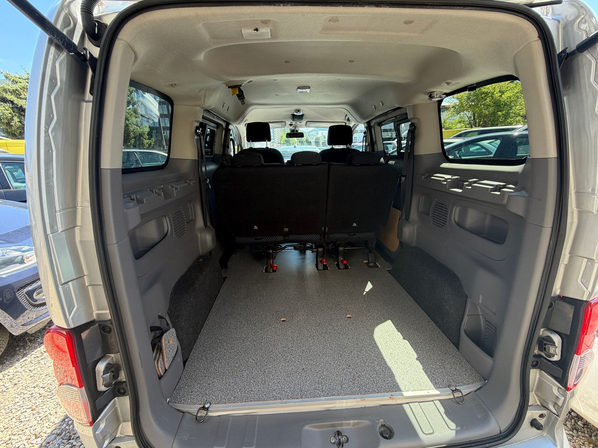 NISSAN NV200 1.5 dCi 110 Evalia Tekna-image-22