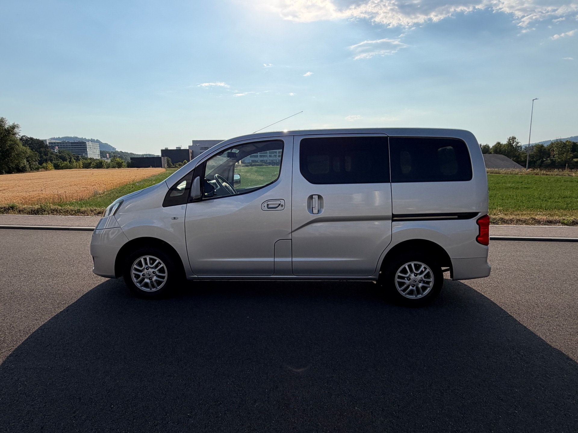 NISSAN NV200 1.5 dCi 110 Evalia Tekna-image-7