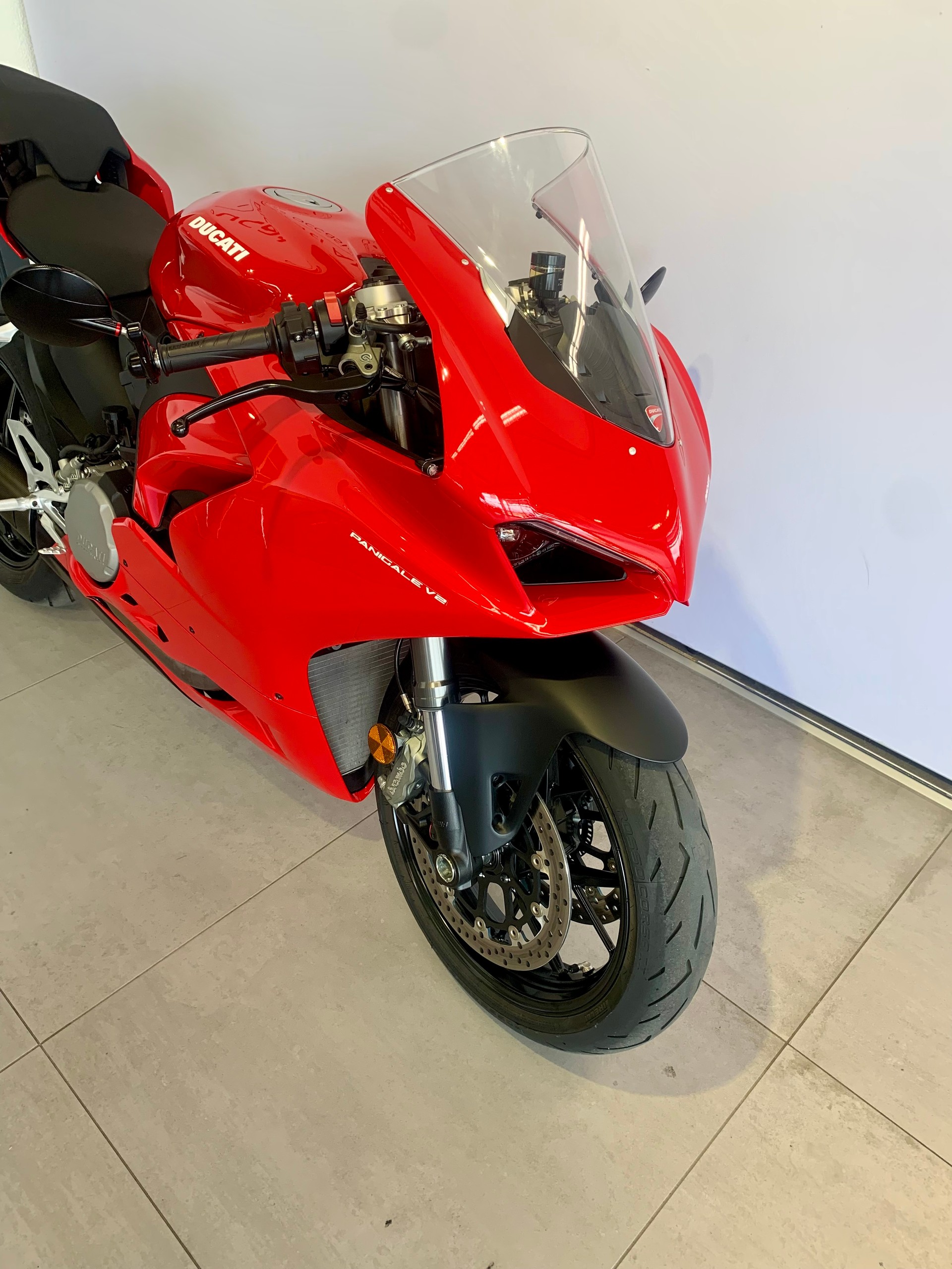 DUCATI Panigale V2-image-4
