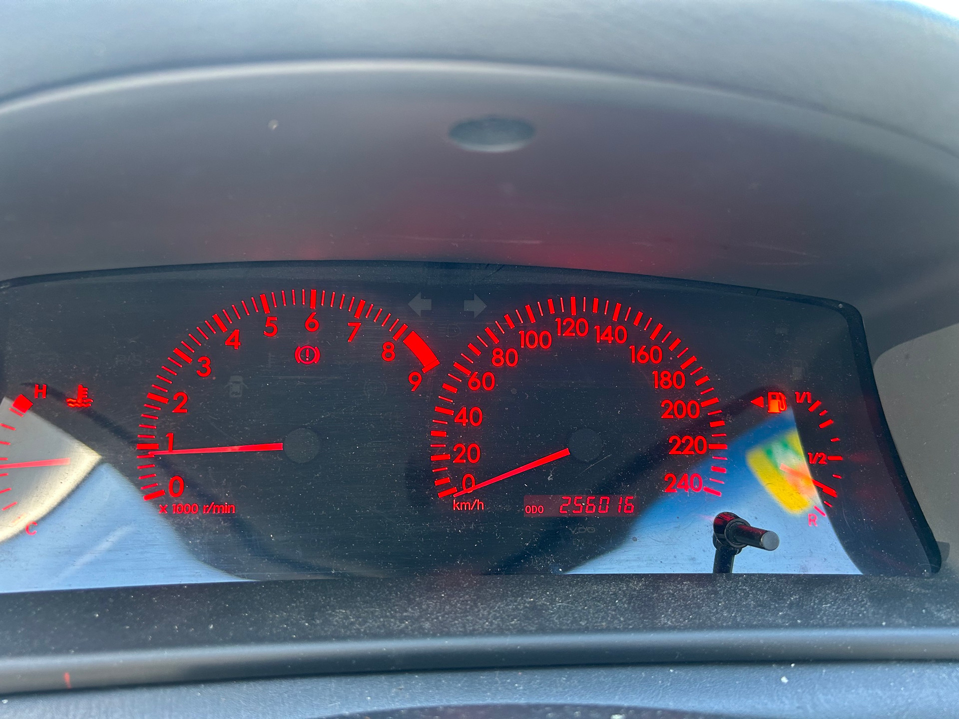TOYOTA Corolla 1.8 TS-image-9