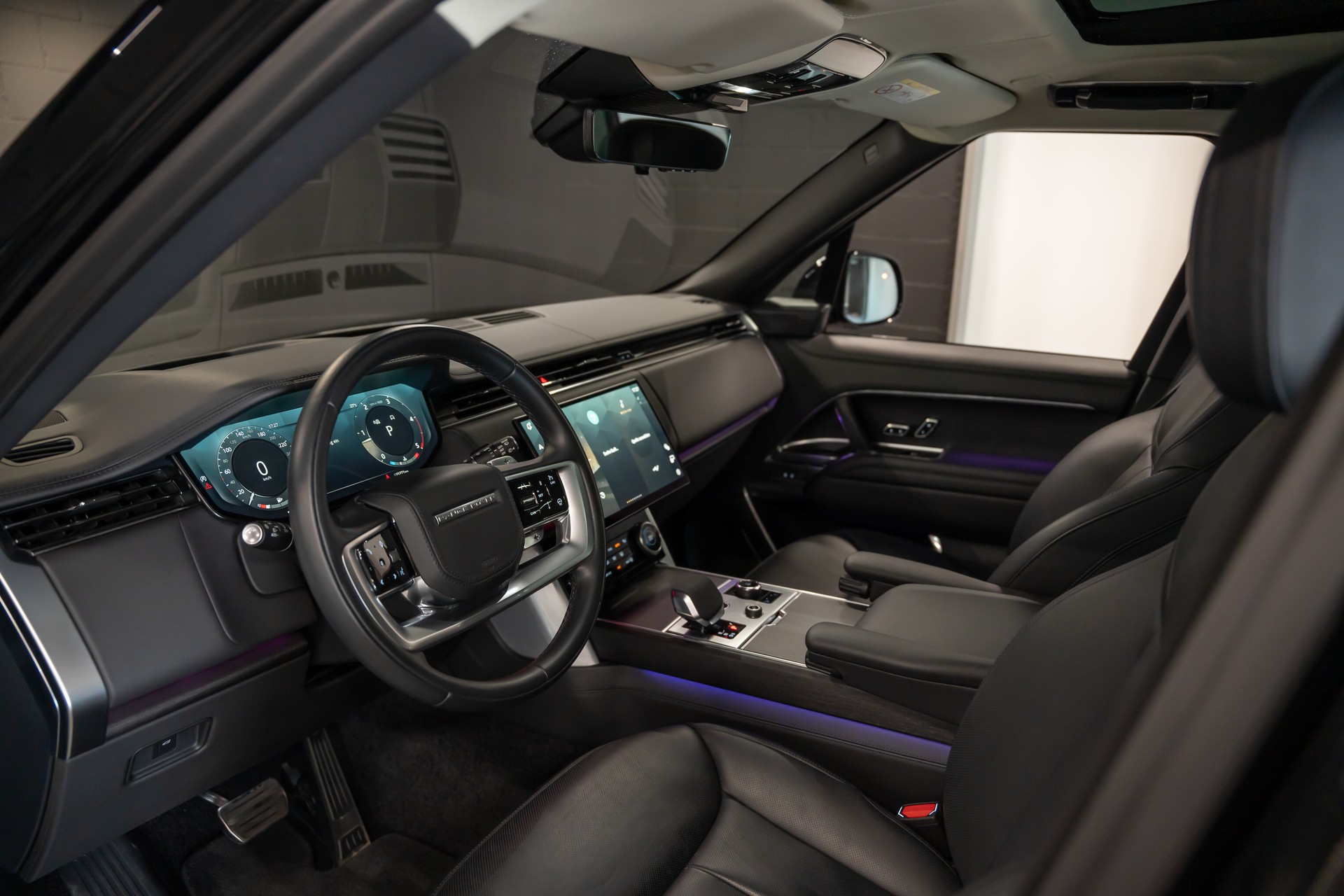 LAND ROVER Range Rover LWB D350 First Edition / Vollausstattung / CH Auto / Kühlbox / Sitz Kühlung & Heizung / Pano-Schiebedach /-image-9