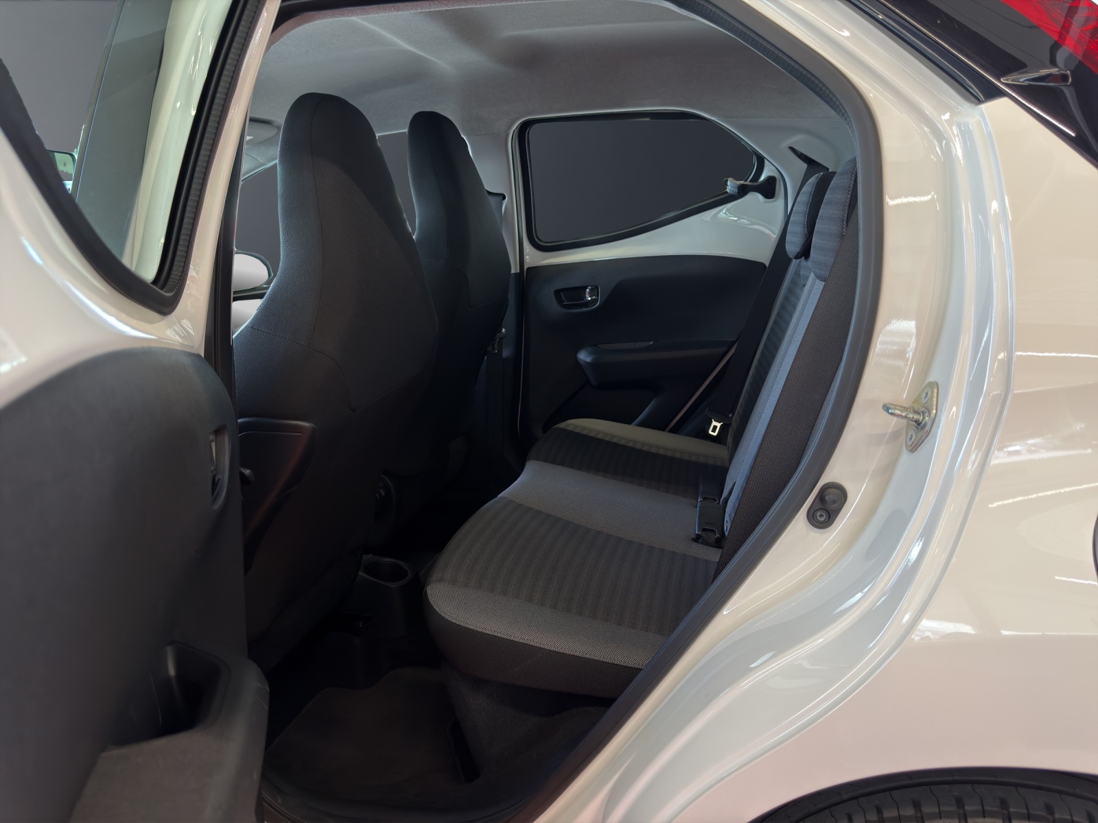TOYOTA Aygo 1.0 VVT-i Trend-image-15