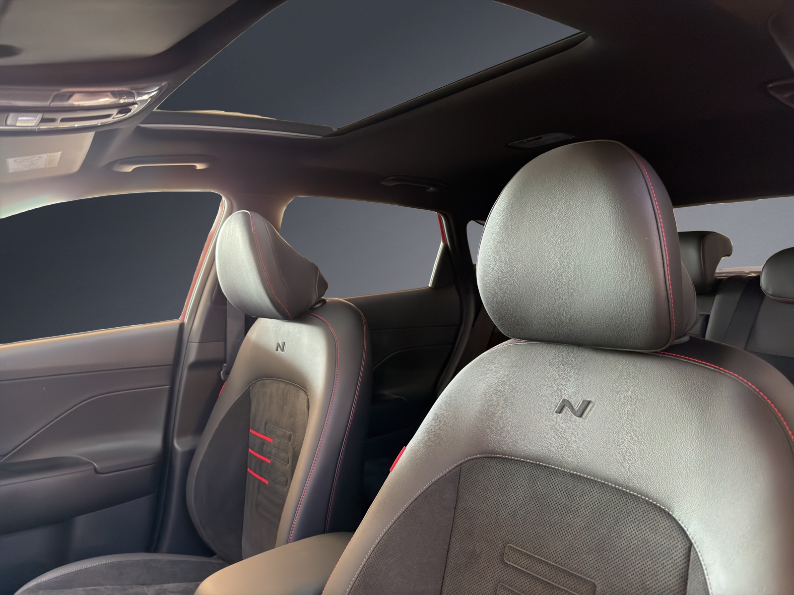 HYUNDAI Kona 1.6 GDi HEV Vertex DCT-image-7