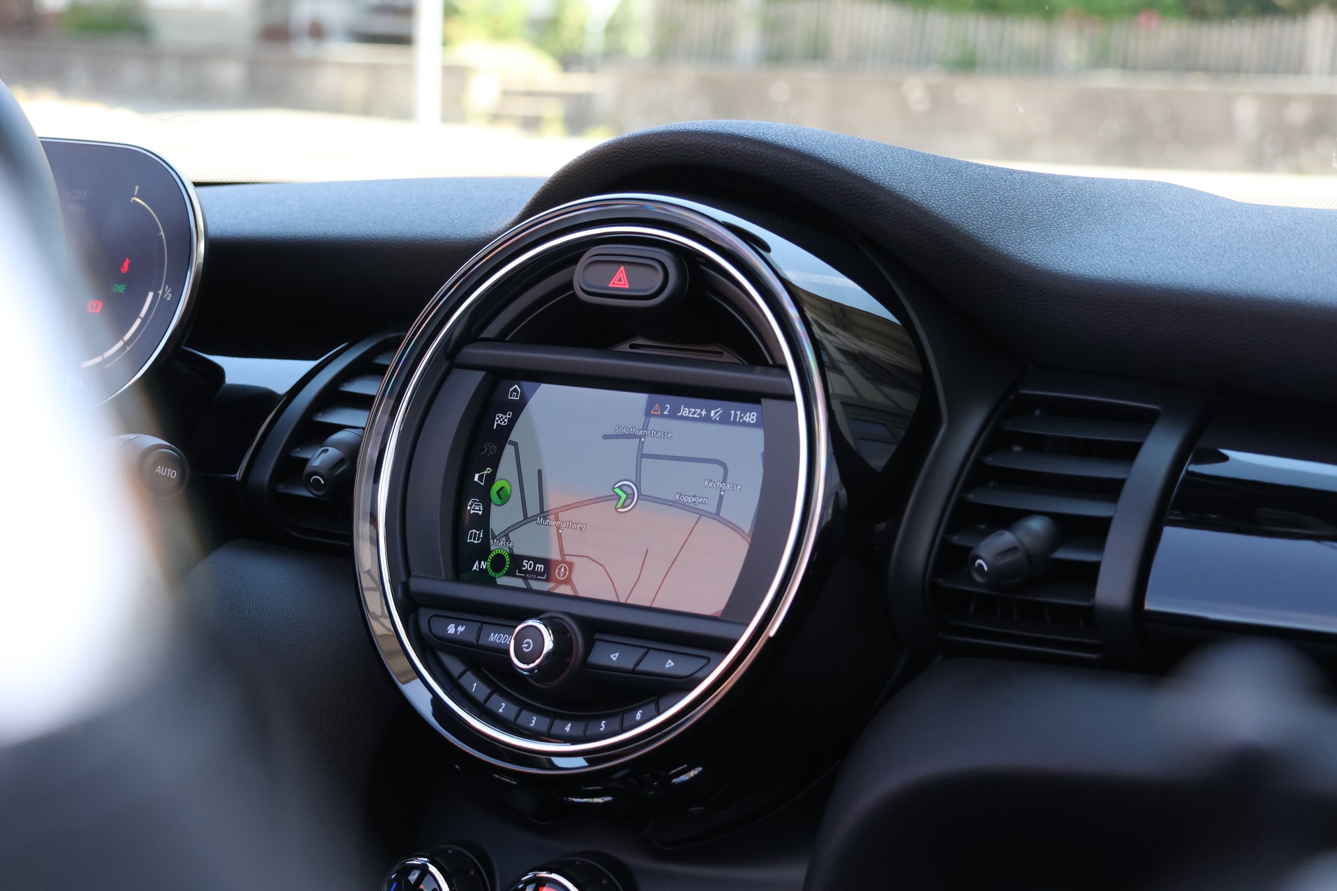 MINI One Cabriolet (CH)-image-19