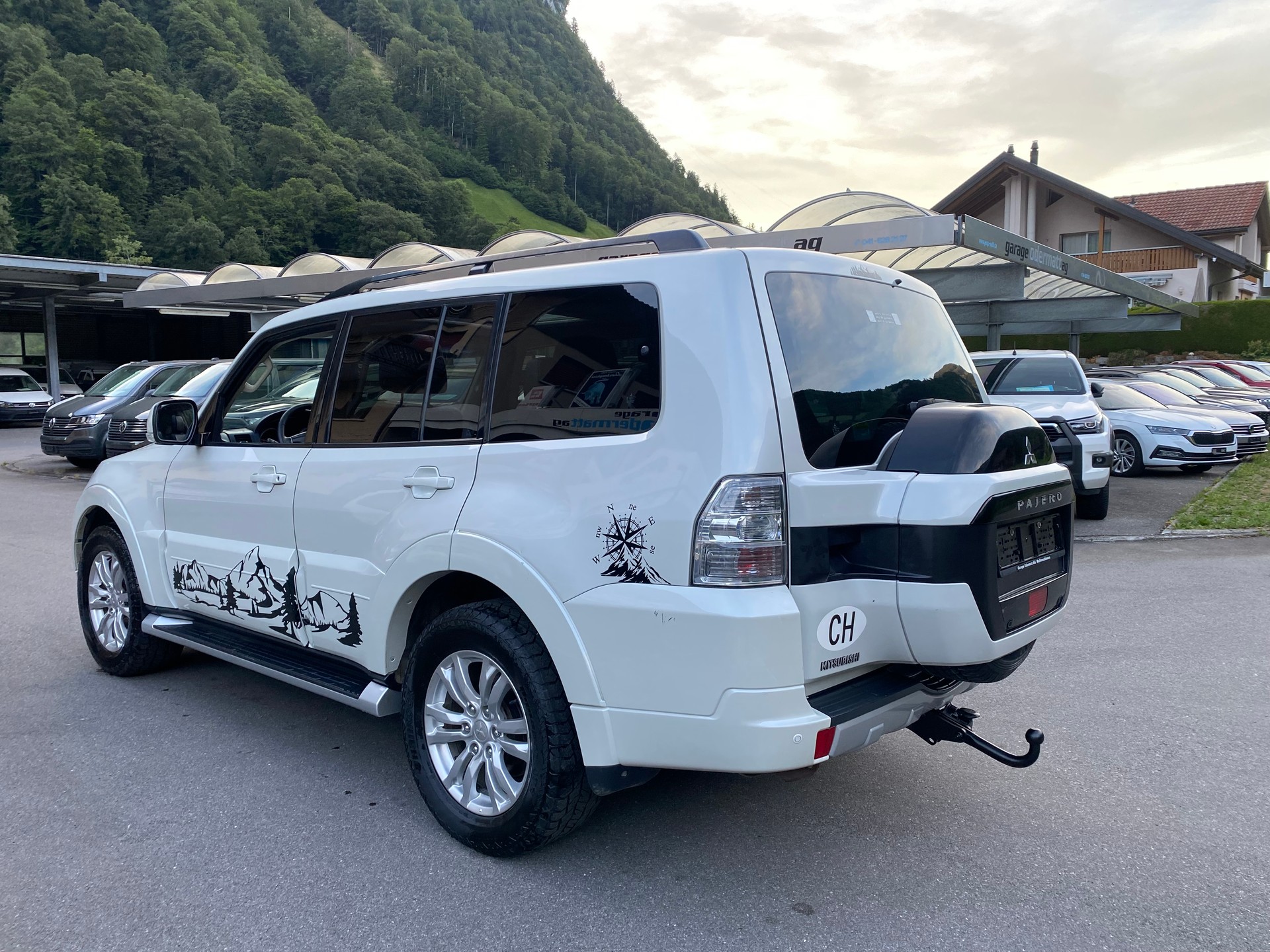 MITSUBISHI Pajero 3.2 DI-D Diamond Automatic-image-12