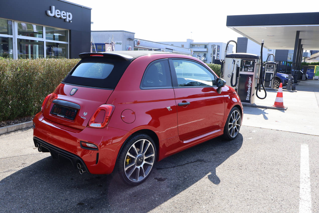 FIAT 695 Abarth 1.4 T-Jet 180 Turismo-image-2
