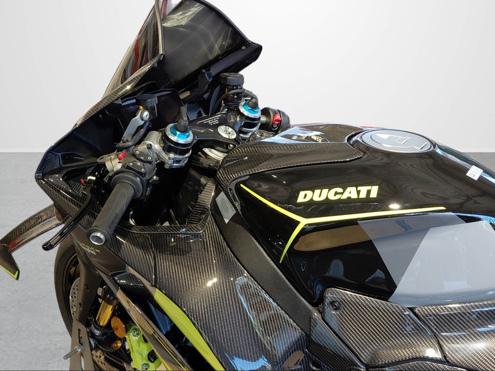 DUCATI Panigale V4 * Lamborghini Edition*-image-10