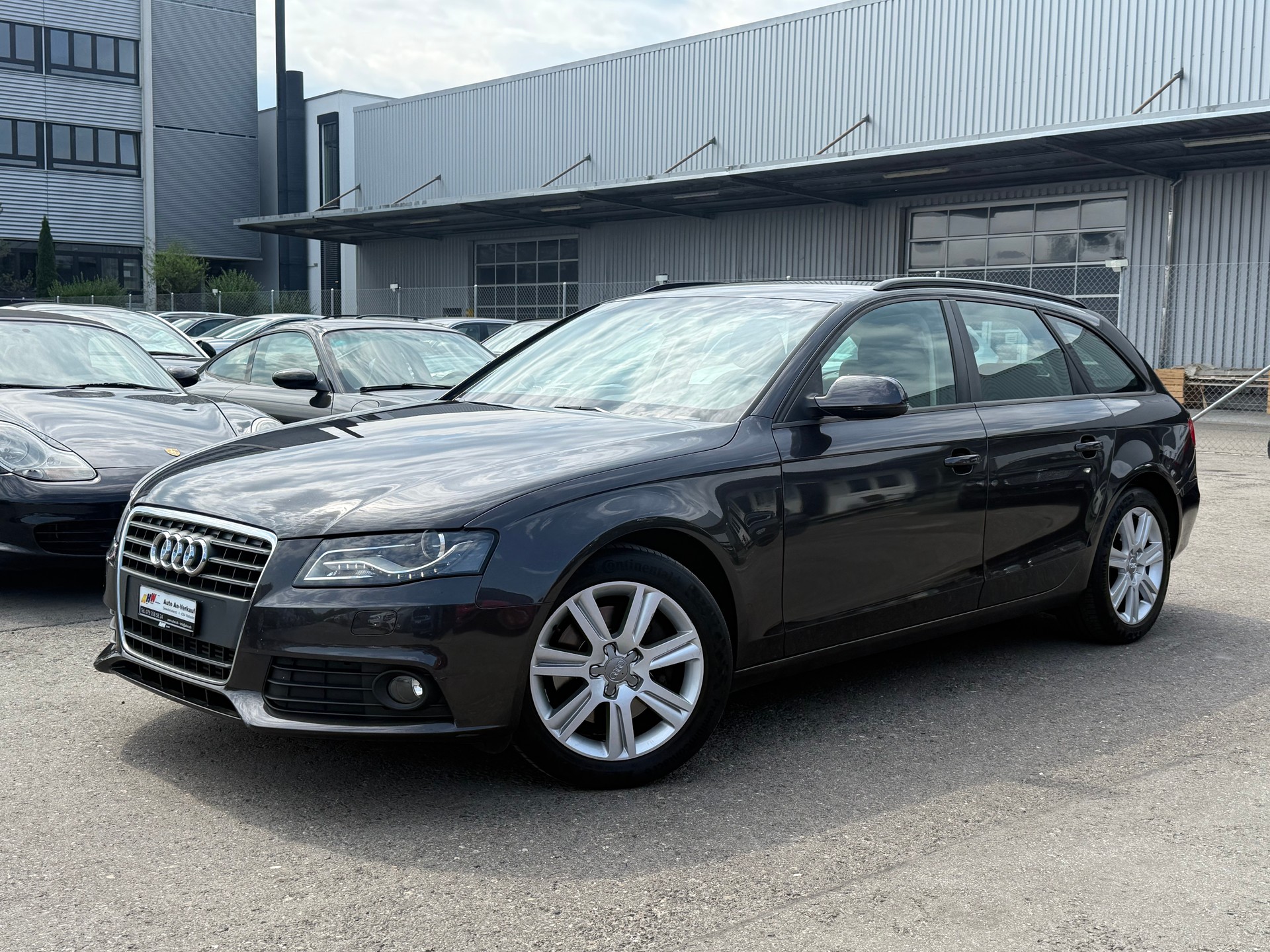 AUDI A4 Avant 2.0 TFSI multitronic / Frisch ab MFK & Service / 1.Hand / Leder/Alcantara / PDC / Xenon-image-0