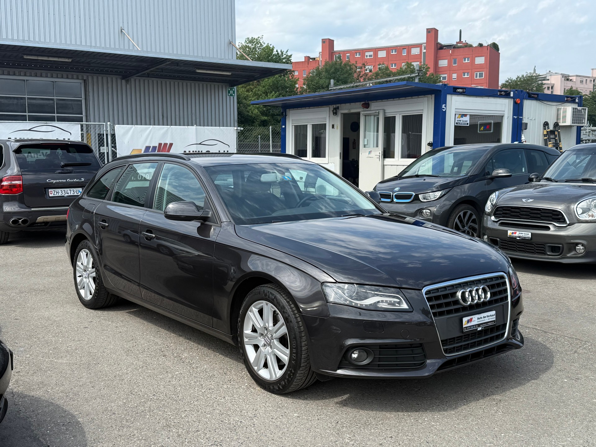 AUDI A4 Avant 2.0 TFSI multitronic / Frisch ab MFK & Service / 1.Hand / Leder/Alcantara / PDC / Xenon-image-2