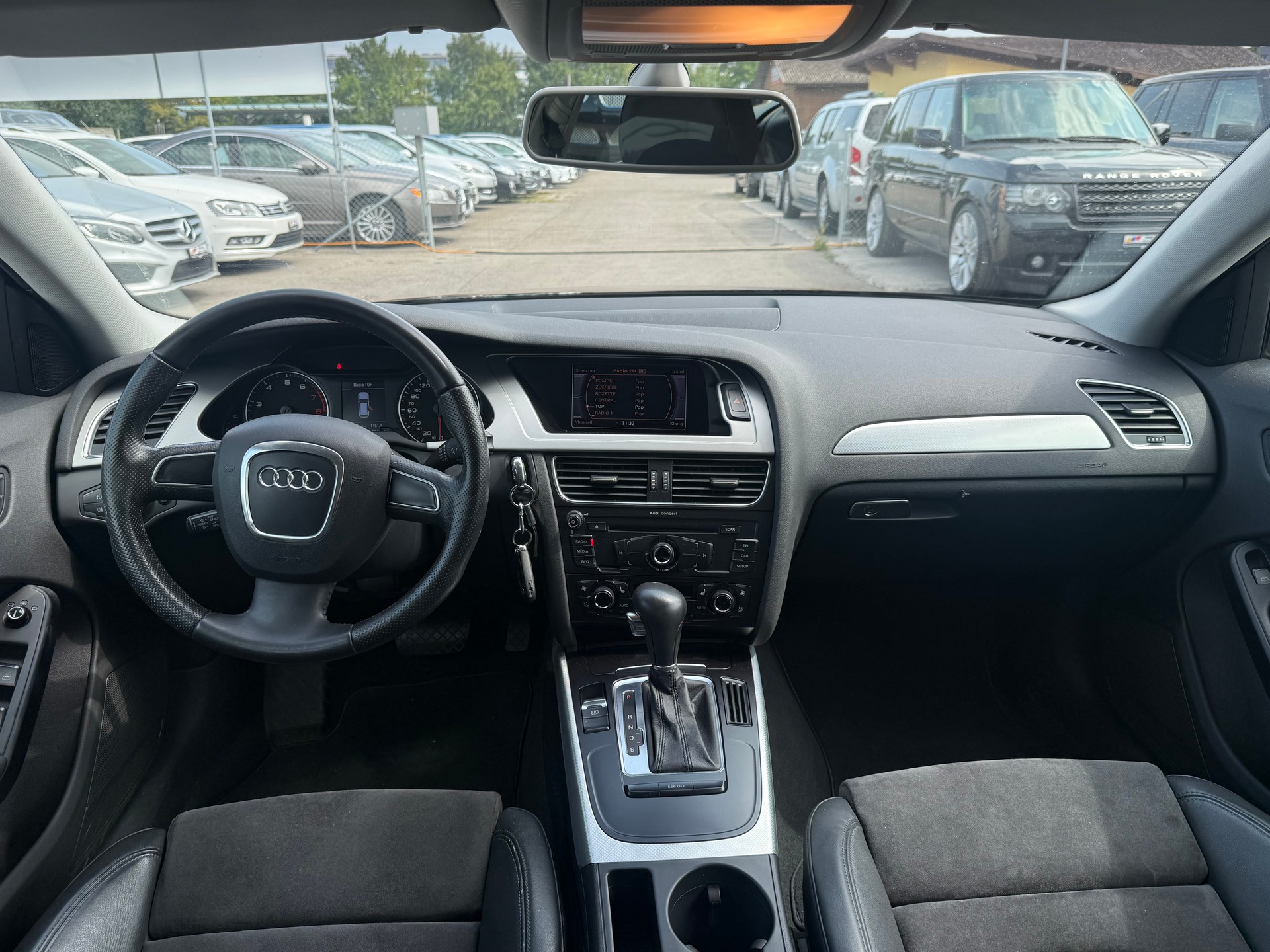 AUDI A4 Avant 2.0 TFSI multitronic / Frisch ab MFK & Service / 1.Hand / Leder/Alcantara / PDC / Xenon-image-7